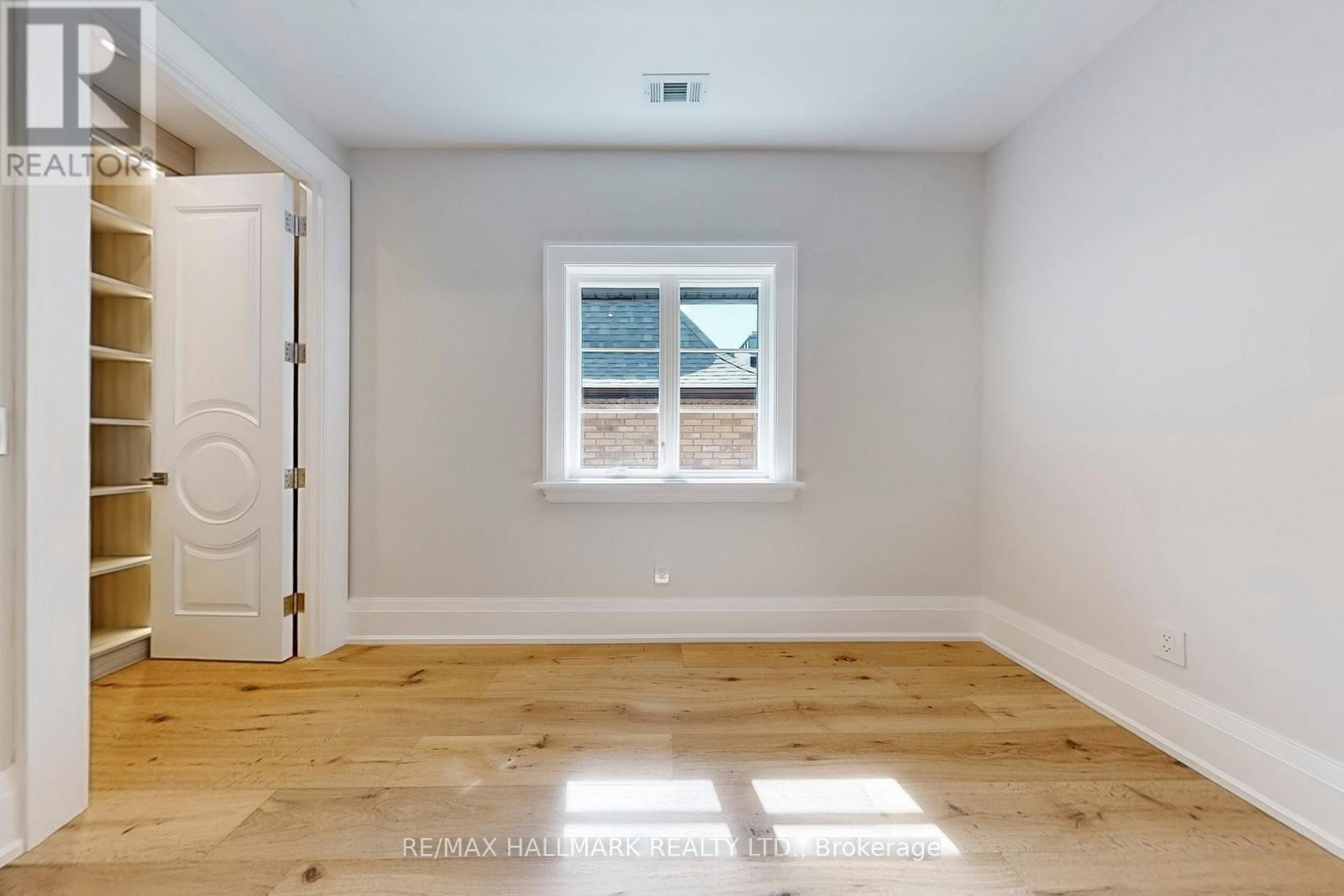 150 Olde Bayview Avenue, Richmond Hill, ON - Indoor Photo Showing Other Room