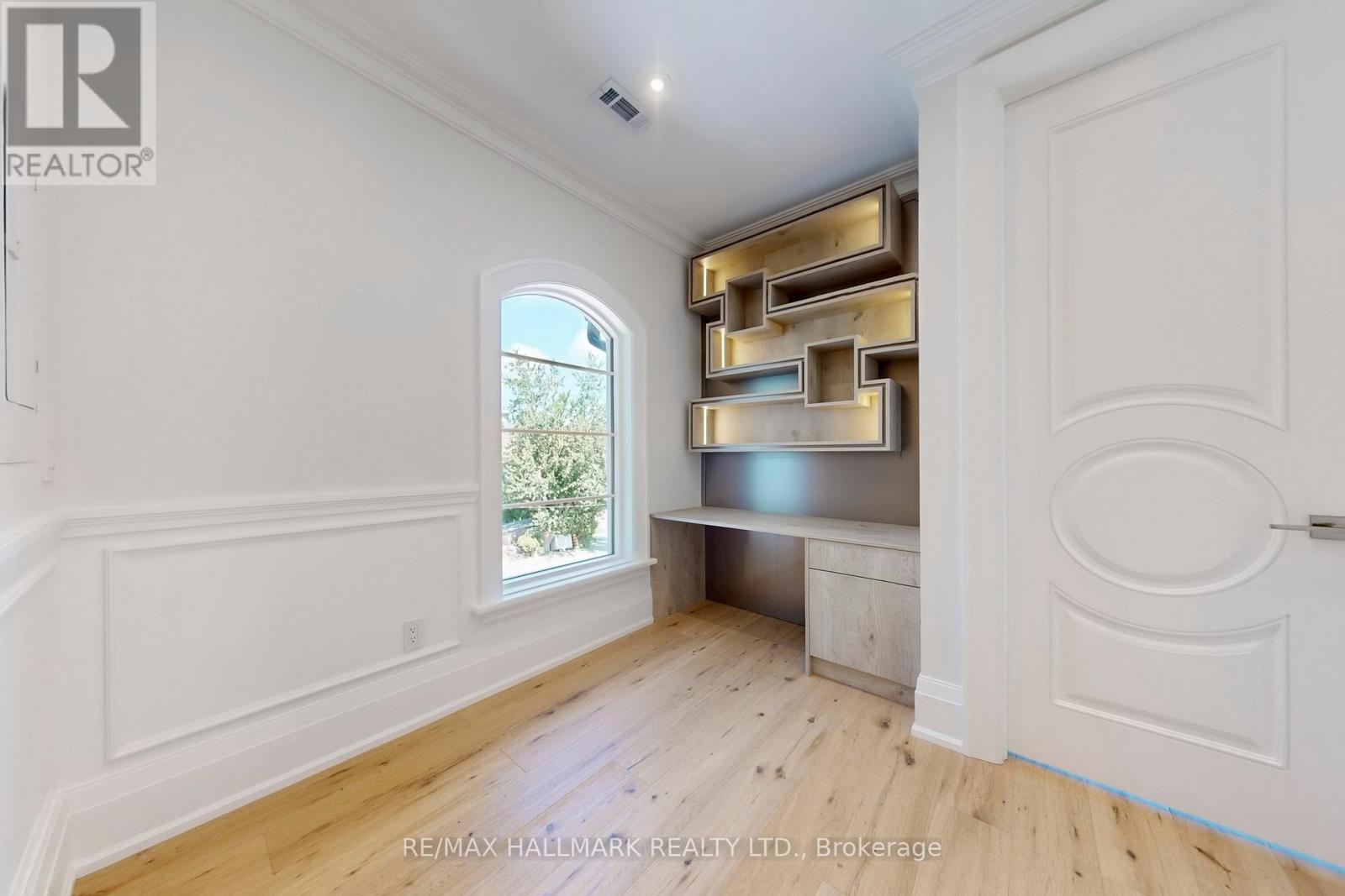 150 Olde Bayview Avenue, Richmond Hill, ON - Indoor Photo Showing Other Room