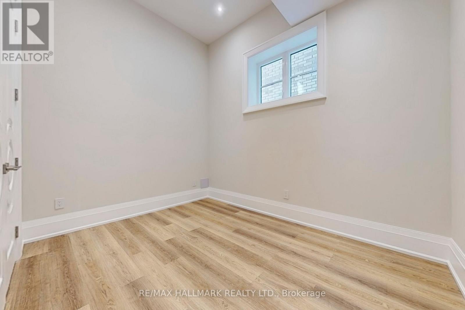 150 Olde Bayview Avenue, Richmond Hill, ON - Indoor Photo Showing Other Room