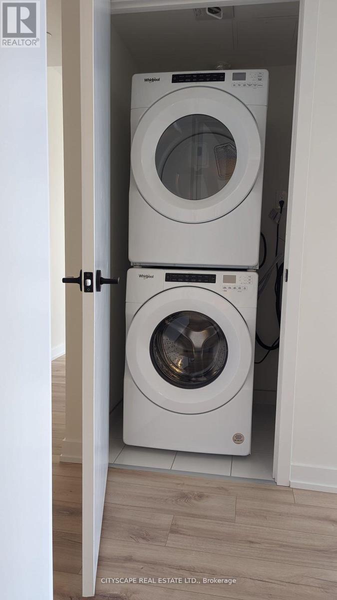 1108 - 345 Wheat Boom Drive, Oakville, ON - Indoor Photo Showing Laundry Room