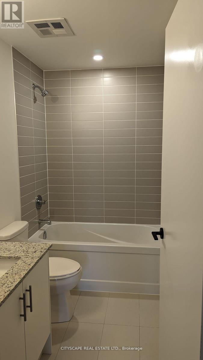 1108 - 345 Wheat Boom Drive, Oakville, ON - Indoor Photo Showing Bathroom