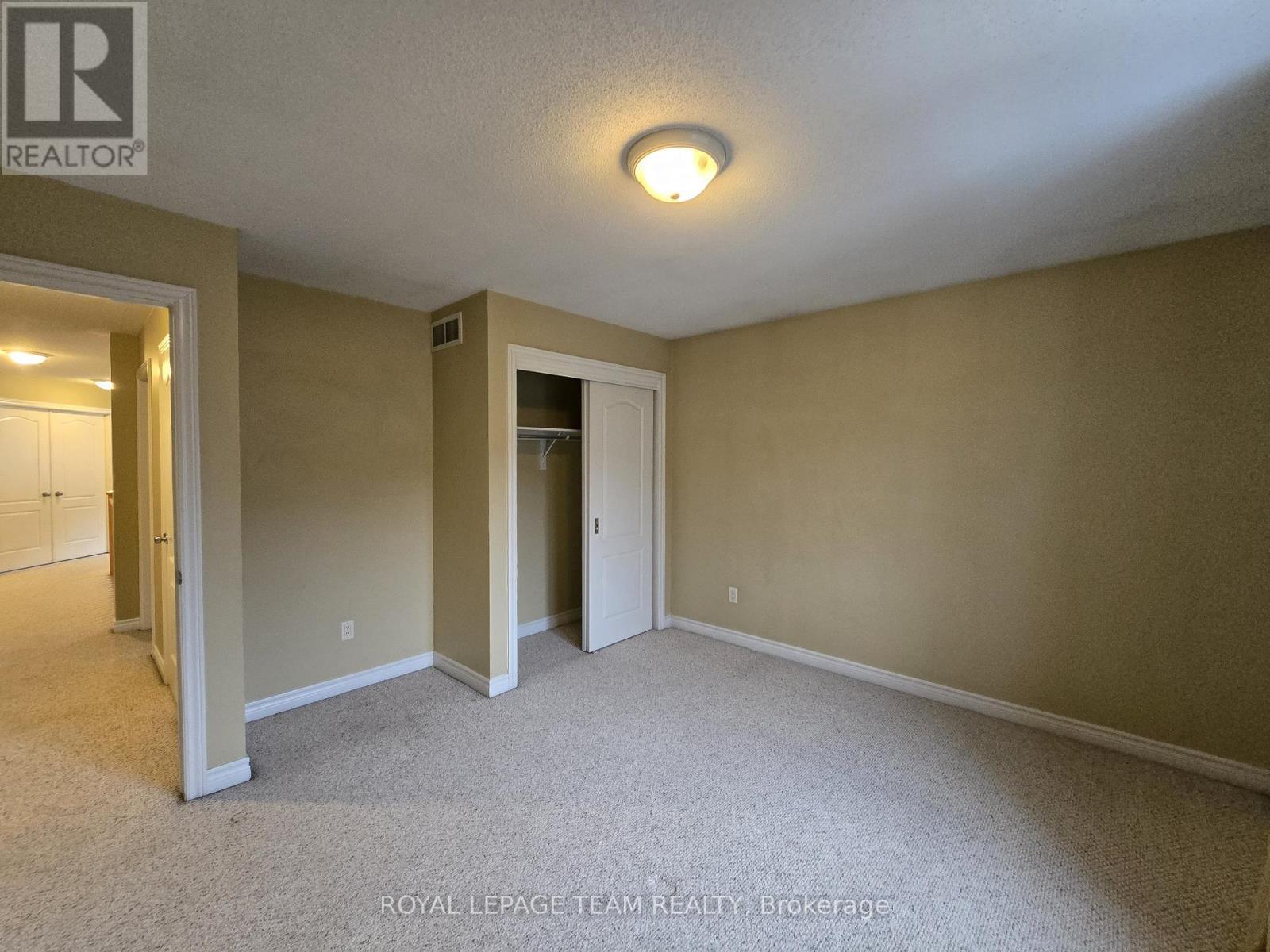 142 Hillman Marsh Way, Ottawa, ON - Indoor Photo Showing Other Room