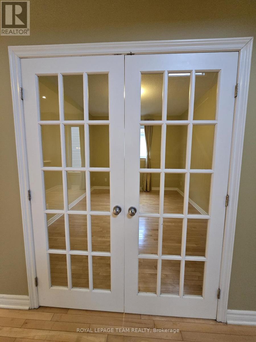 142 Hillman Marsh Way, Ottawa, ON - Indoor Photo Showing Other Room