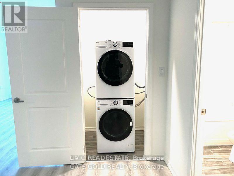 513 - 1098 Paisley Road W, Guelph, ON - Indoor Photo Showing Laundry Room
