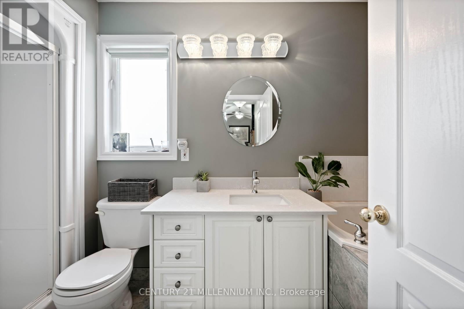 395115 County Road 12 Road, Amaranth, ON - Indoor Photo Showing Bathroom