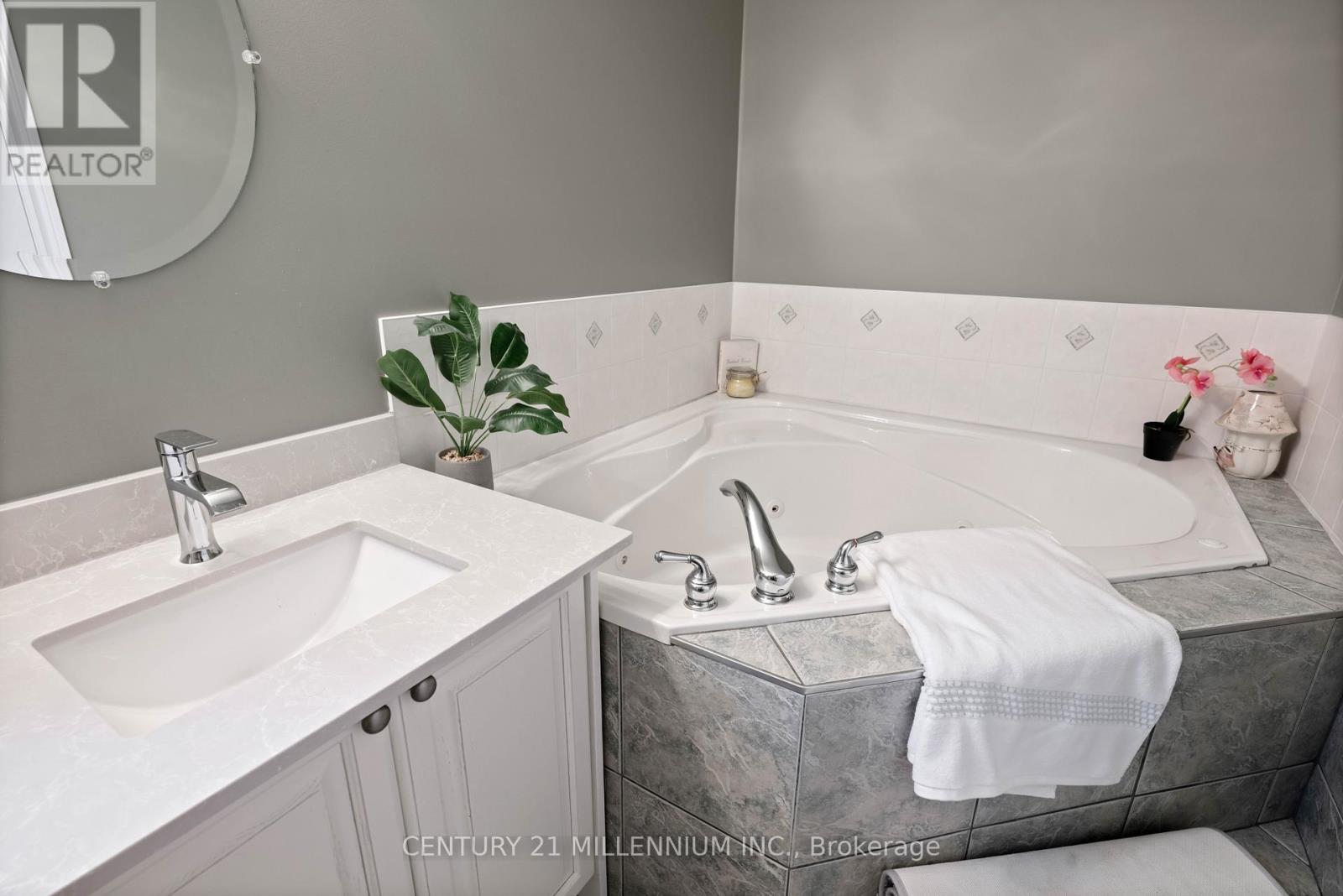 395115 County Road 12 Road, Amaranth, ON - Indoor