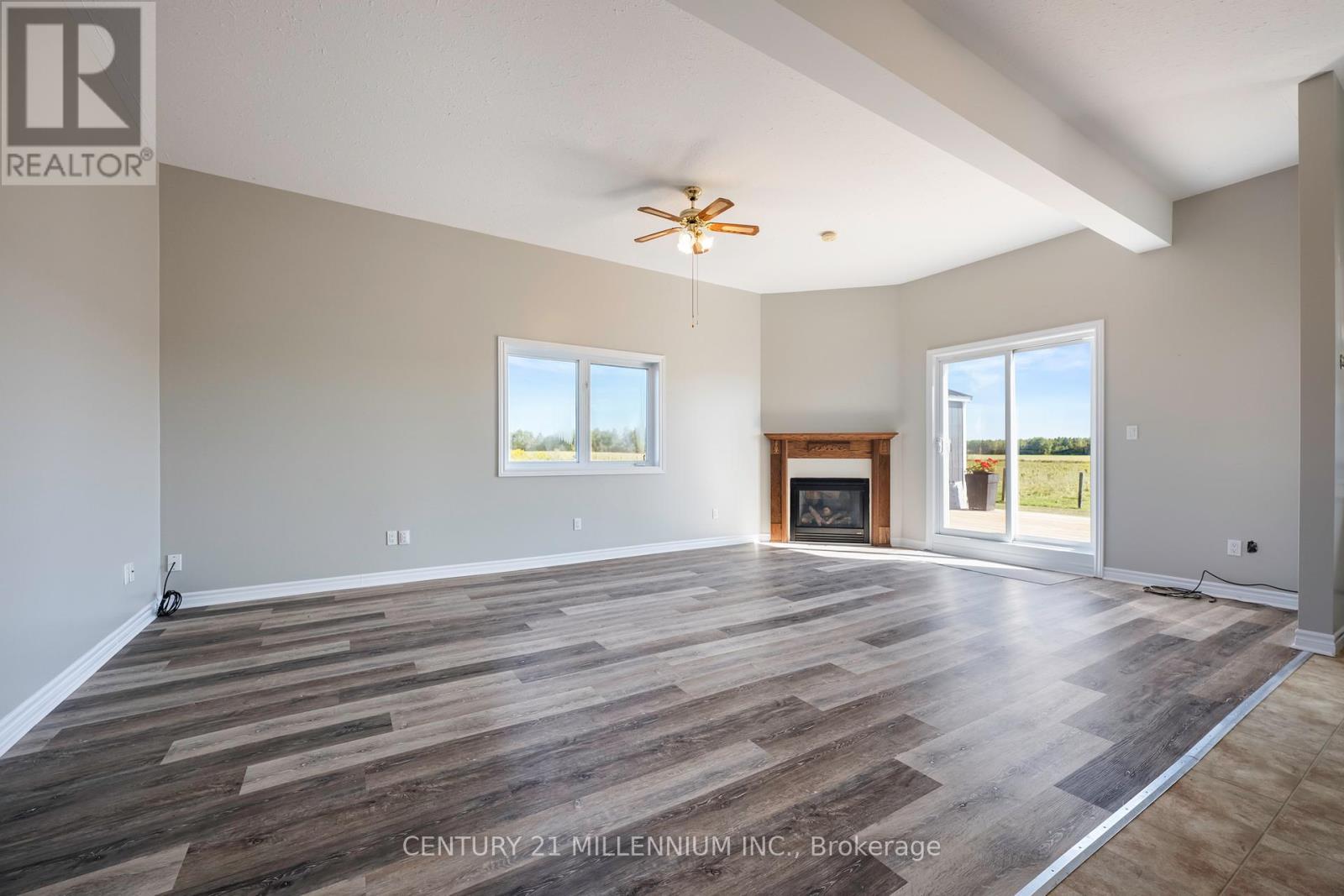 395115 County Road 12 Road, Amaranth, ON - Indoor With Fireplace