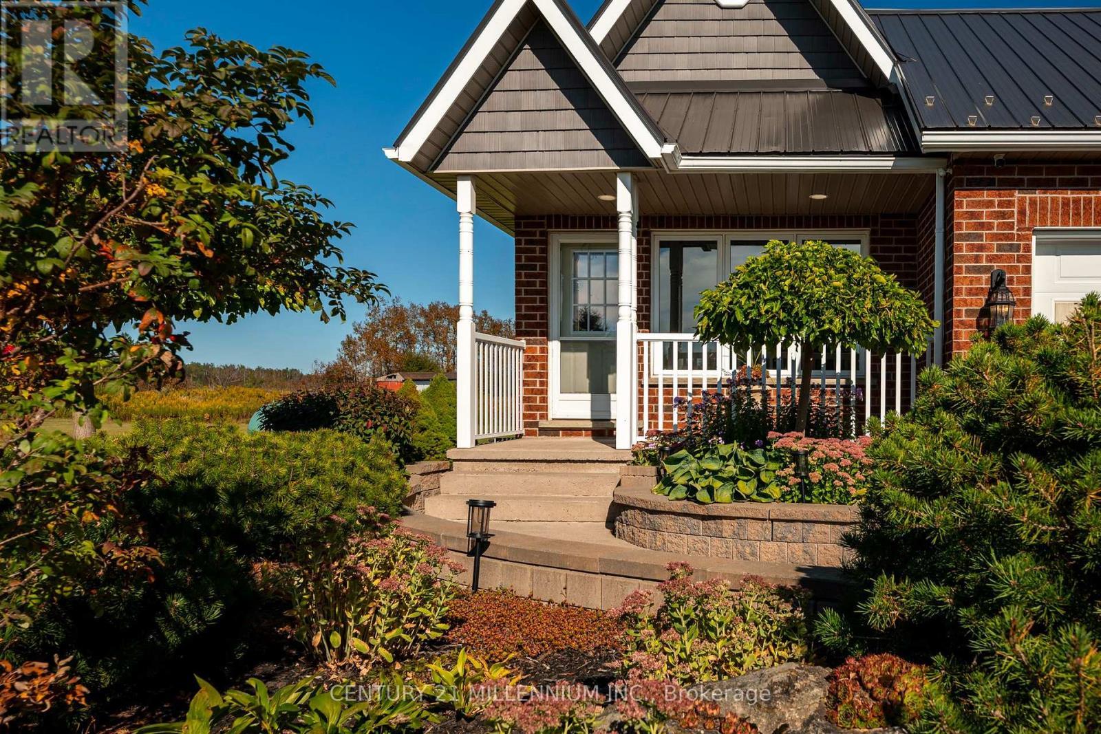 395115 County Road 12 Road, Amaranth, ON - Outdoor With Deck Patio Veranda