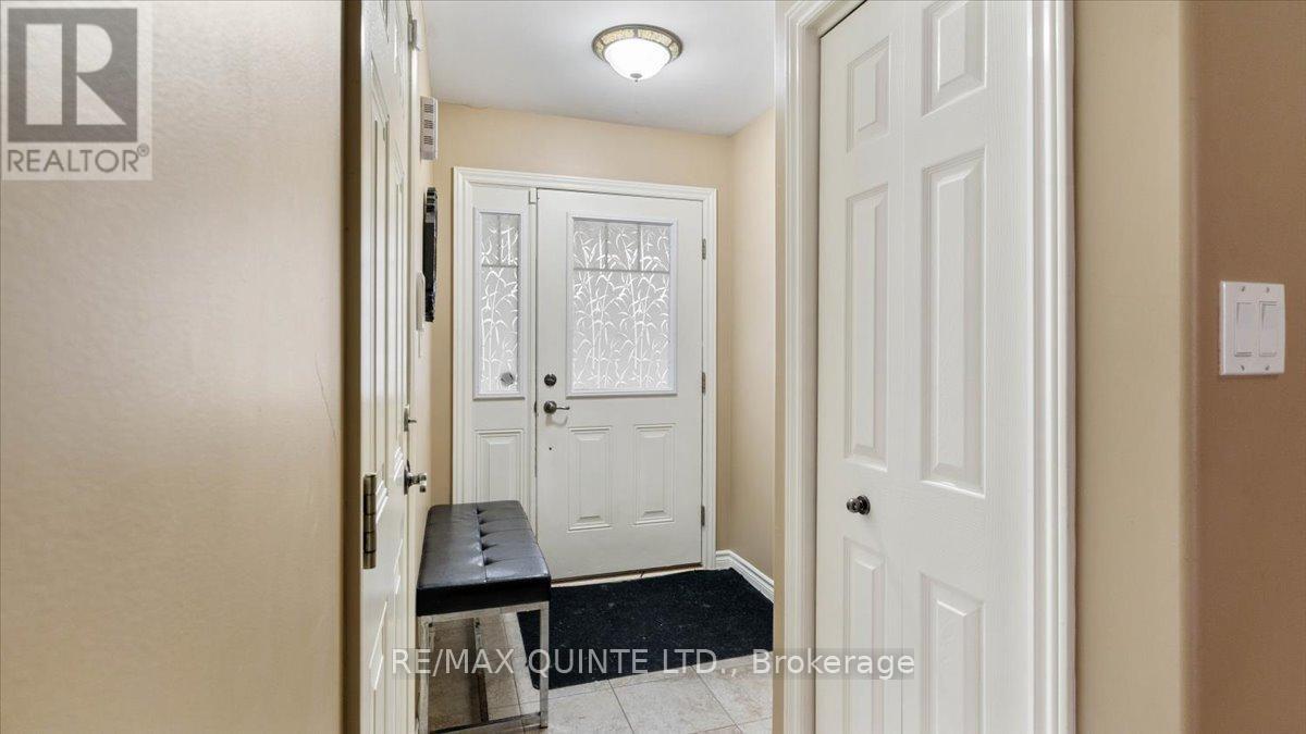 54 Princeton Place, Belleville (Thurlow Ward), ON - Indoor Photo Showing Other Room