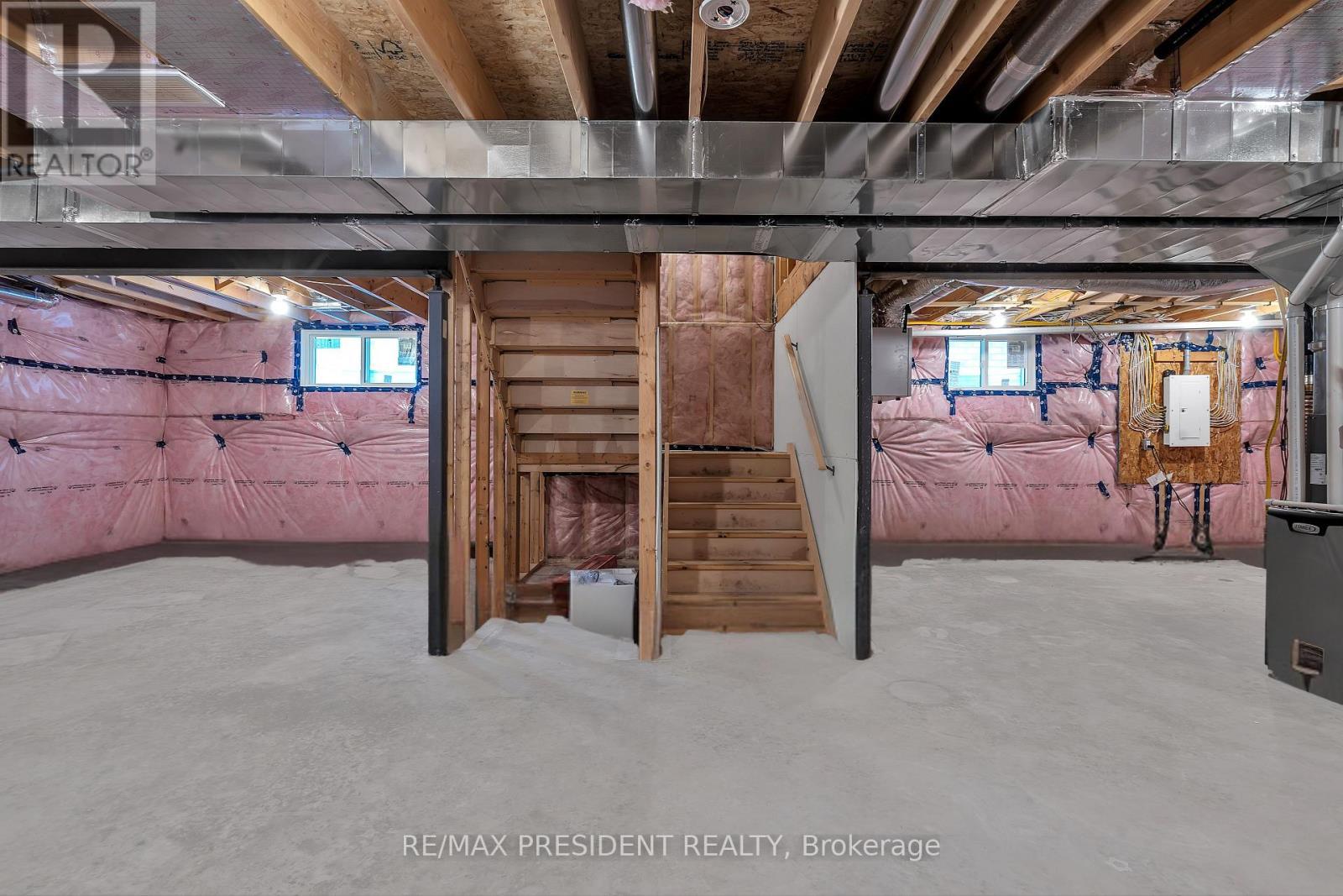 Spacious Unfinished Basement - 133 Marconi Court, London East, ON - Indoor Photo Showing Basement