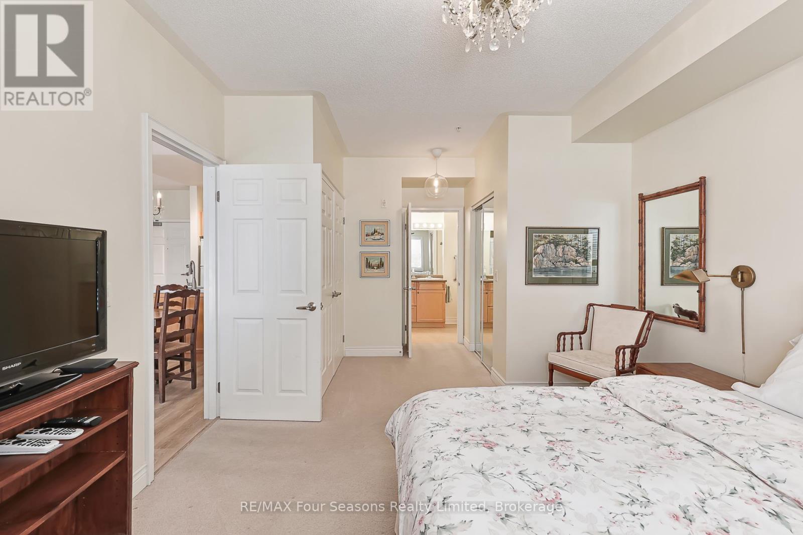 310 - 91 Raglan Street, Collingwood, ON - Indoor Photo Showing Bedroom