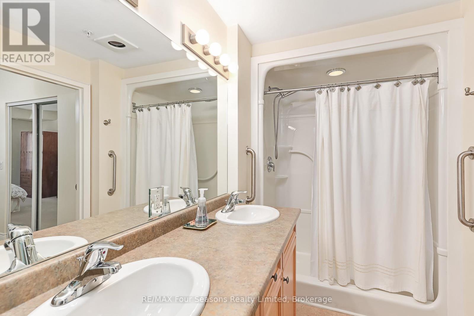 310 - 91 Raglan Street, Collingwood, ON - Indoor Photo Showing Bathroom