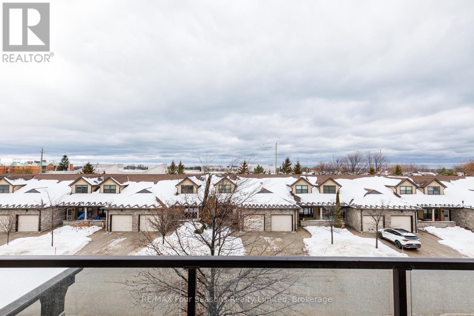 310 - 91 Raglan Street, Collingwood, ON - Outdoor