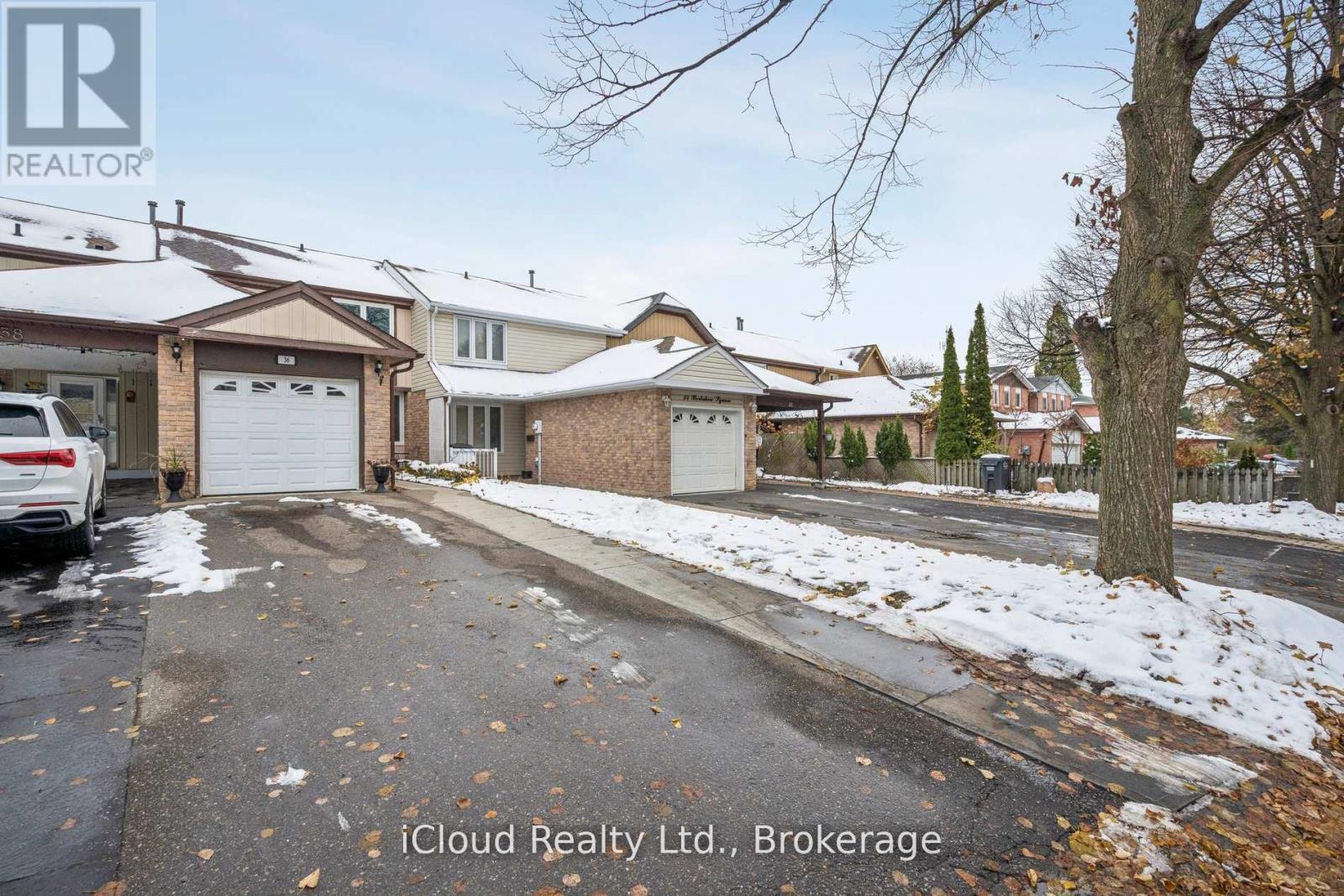 36 Berkshire Square E, Brampton, ON - Outdoor