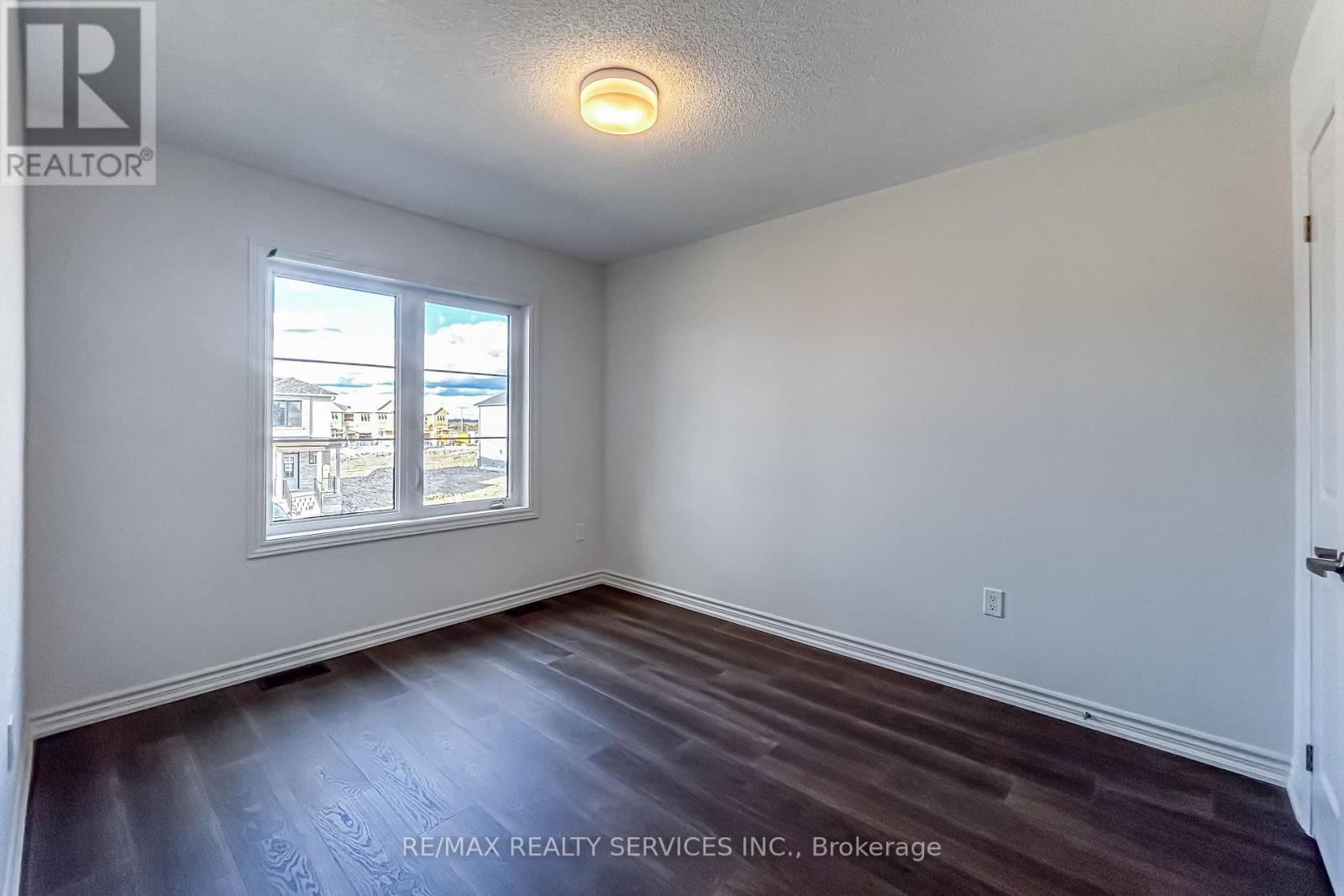 123 Sanderson Drive, Kawartha Lakes, ON - Indoor Photo Showing Other Room