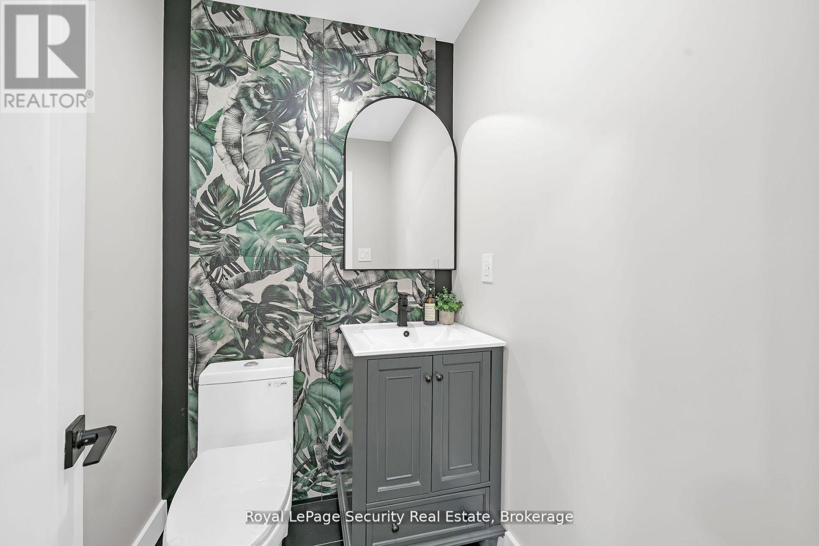 74 Andrea Lane, Vaughan, ON -