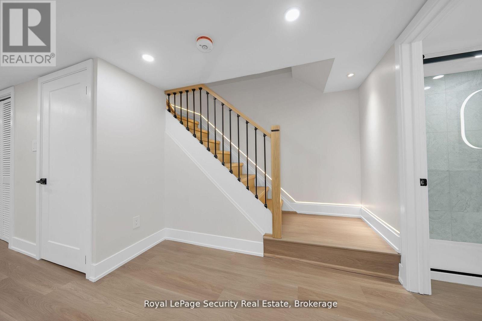 74 Andrea Lane, Vaughan, ON - Indoor Photo Showing Other Room