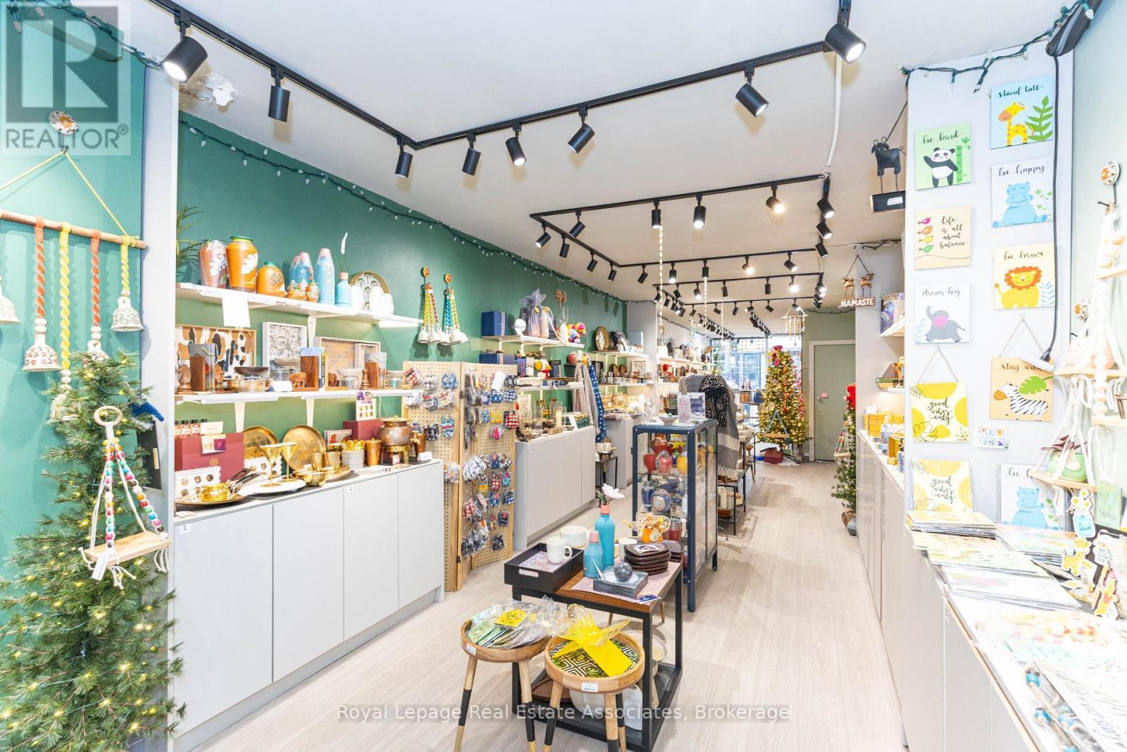 (Shared) - 618 Queen Street W, Toronto, ON