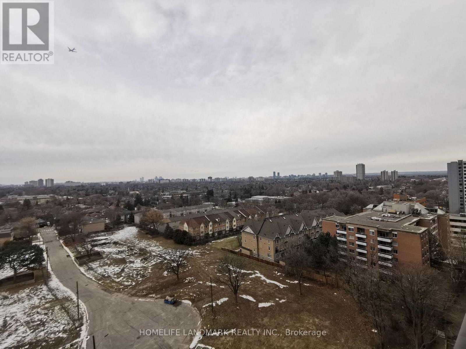 1225 - 5858 Yonge St Street, Toronto, ON - Outdoor With View