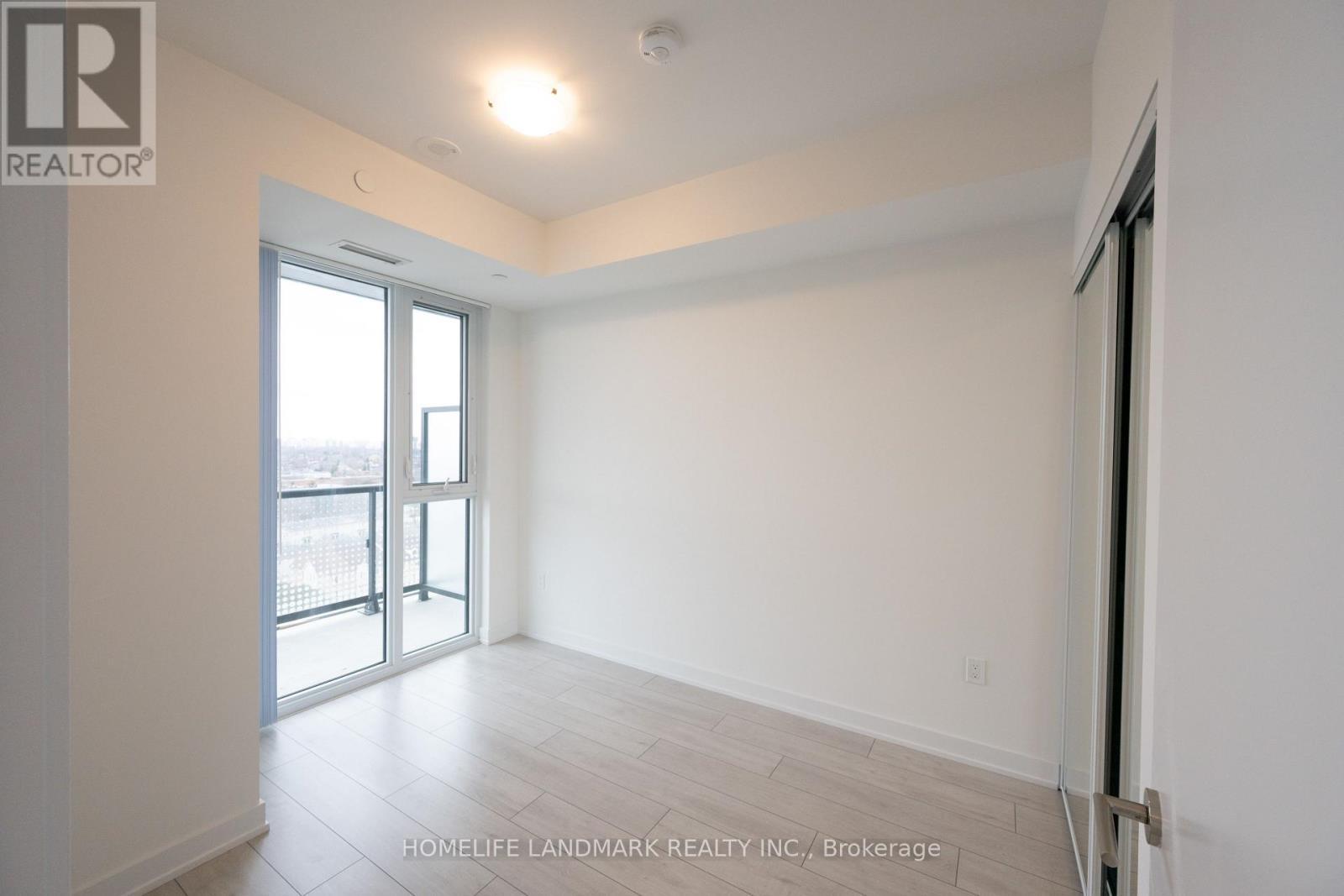 1225 - 5858 Yonge St Street, Toronto, ON - Indoor Photo Showing Other Room