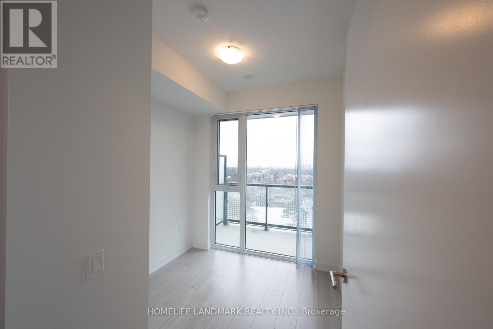 1225 - 5858 Yonge St Street, Toronto, ON - Indoor Photo Showing Other Room