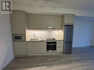 1706 - 3079 Trafalgar Road, Oakville, ON - Indoor Photo Showing Kitchen