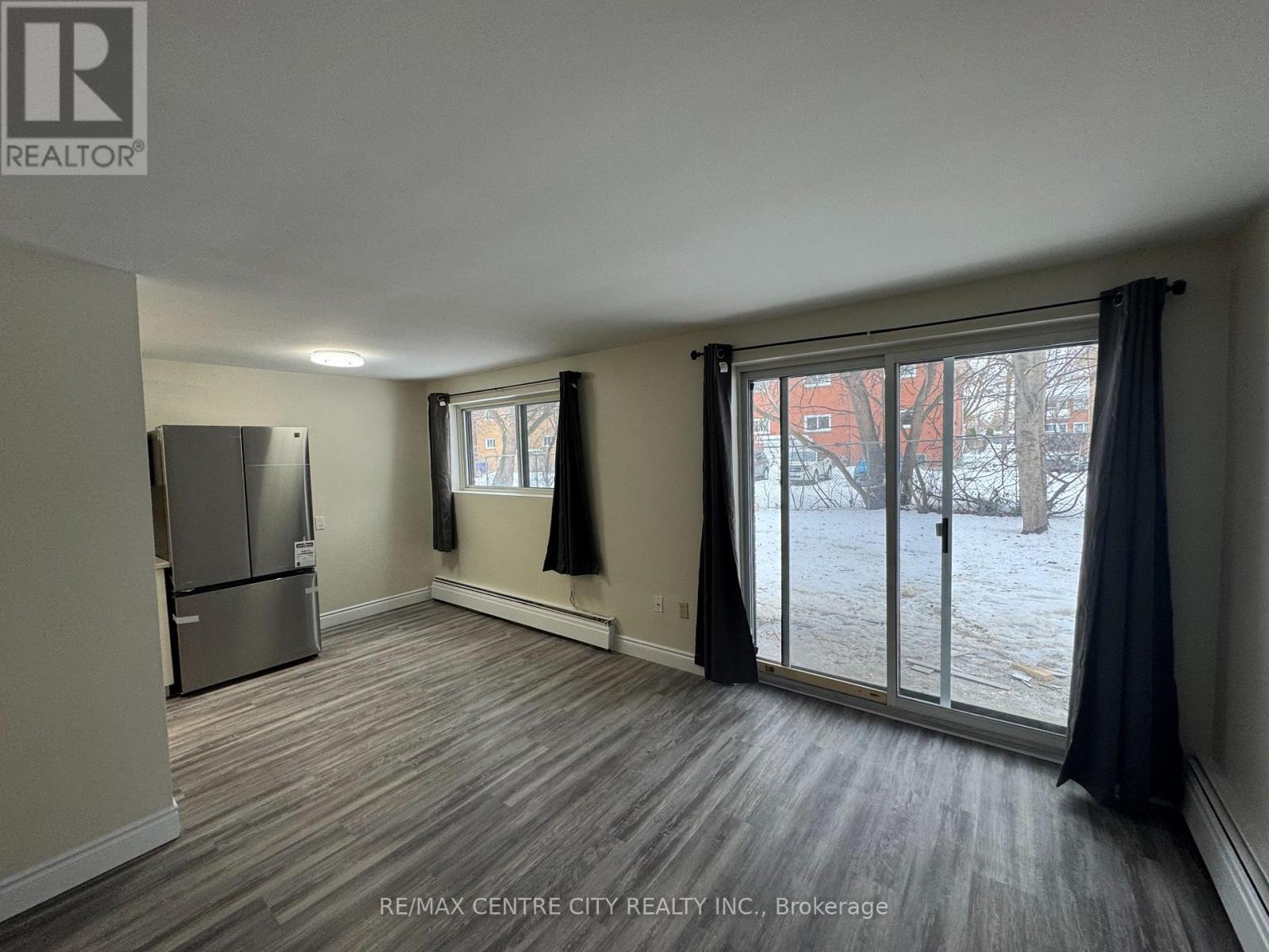 114 - 1825 Whitney Street E, London East (East H), ON - Indoor Photo Showing Other Room