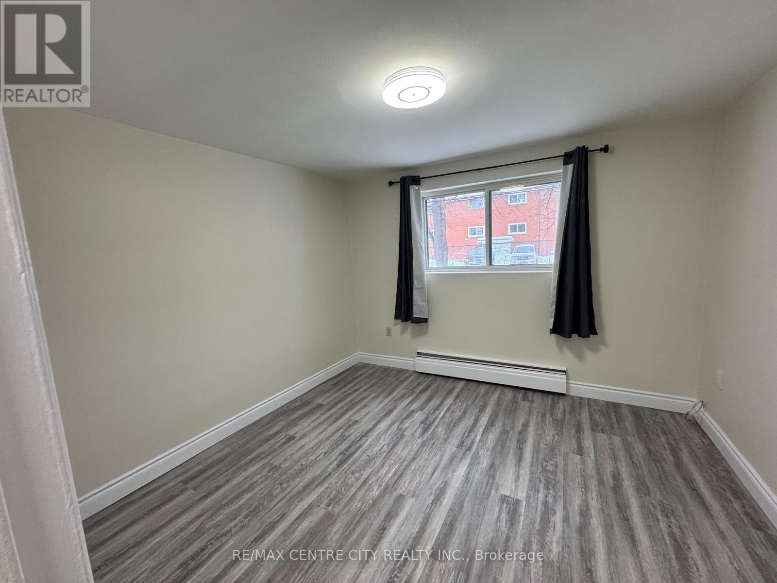 114 - 1825 Whitney Street E, London East (East H), ON - Indoor Photo Showing Other Room