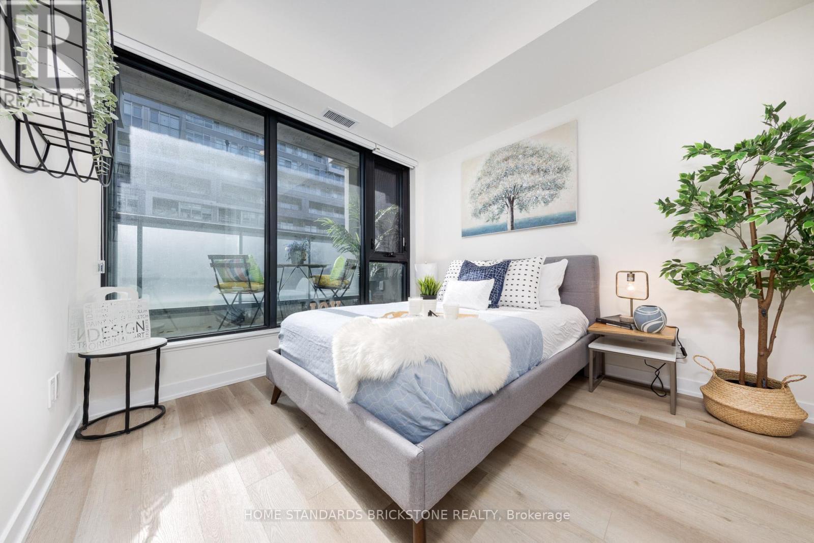 314 - 840 St Clair Avenue, Toronto, ON - Indoor Photo Showing Bedroom