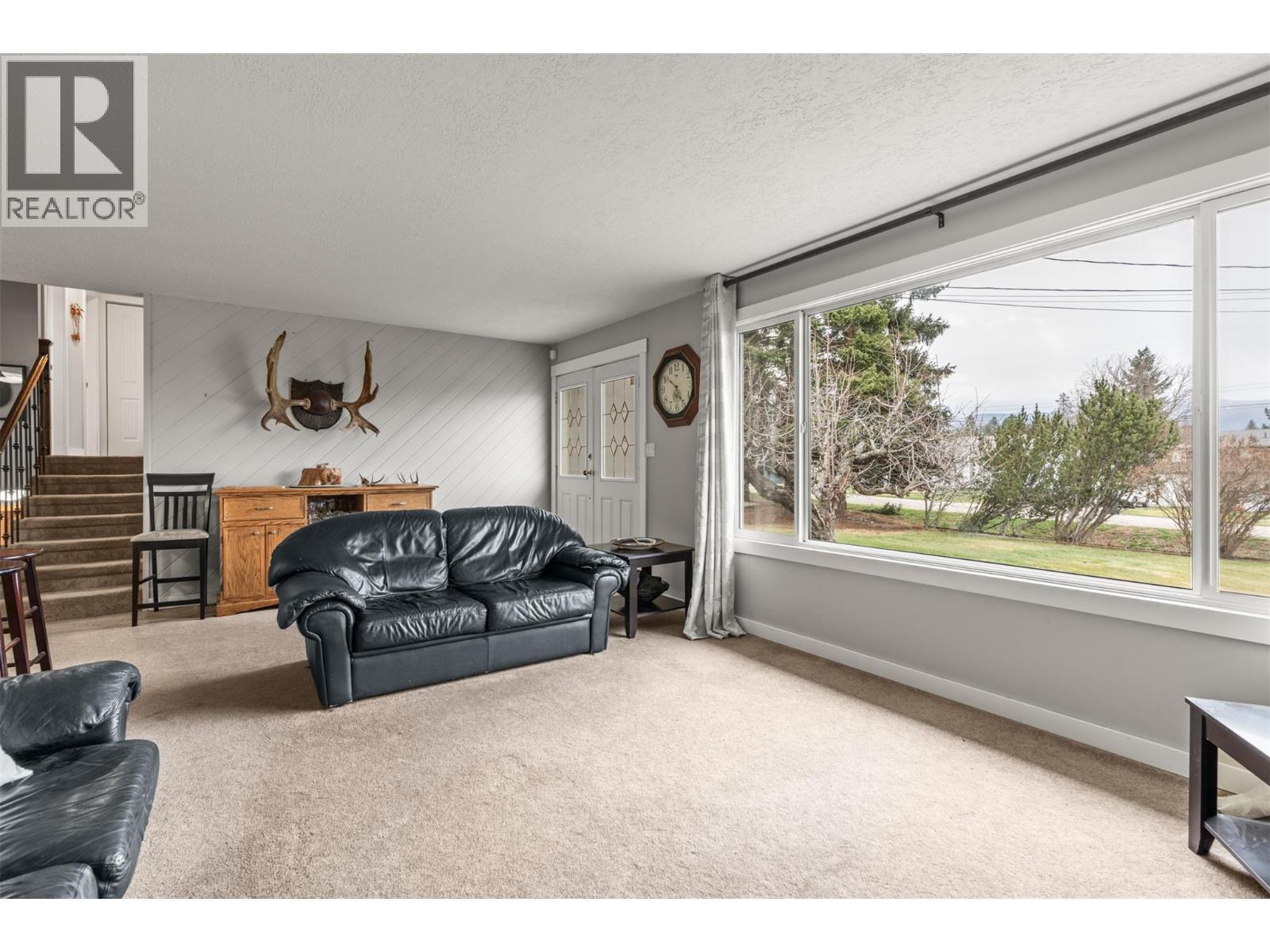 5207 Alain Road, Vernon, BC - Indoor Photo Showing Other Room