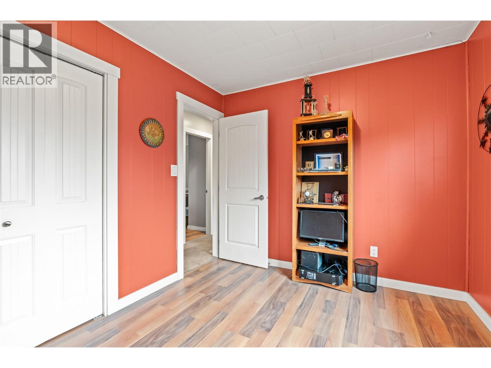 5207 Alain Road, Vernon, BC - Indoor