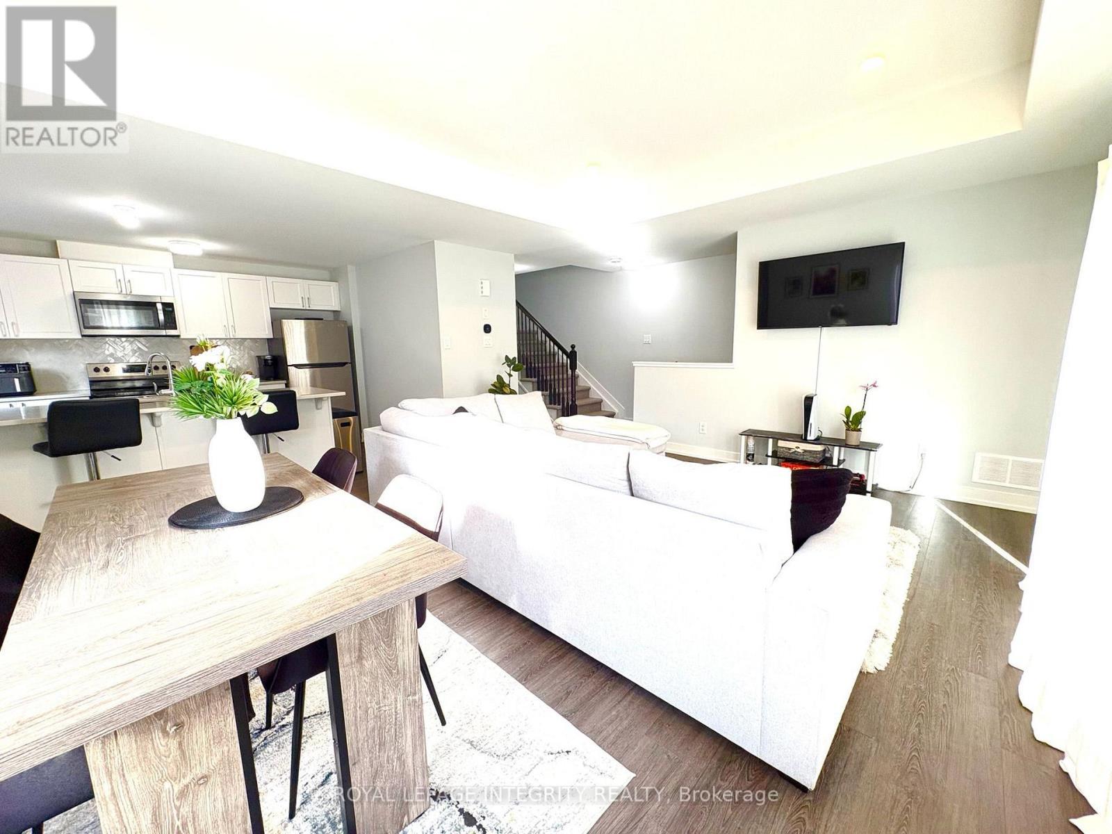 129 - 258 Anyolite Private, Ottawa, ON - Indoor