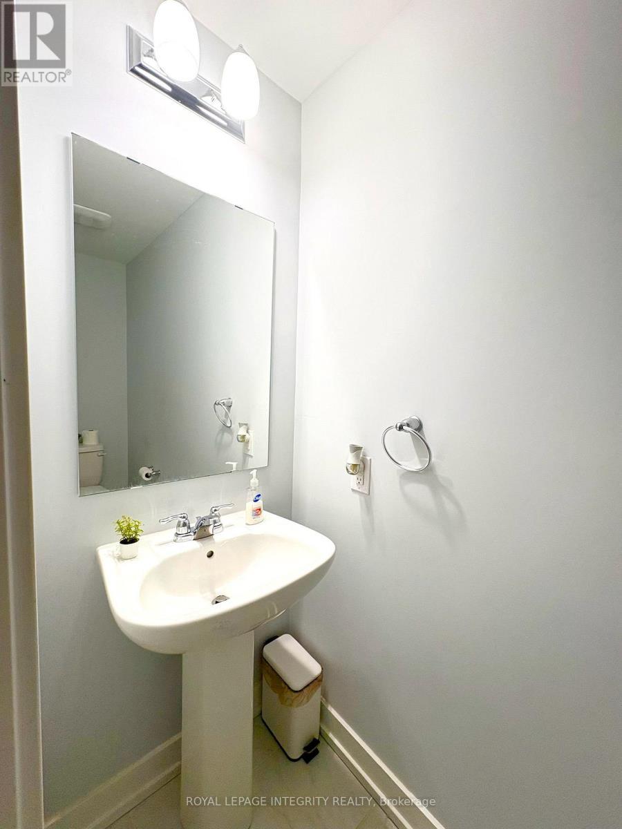 129 - 258 Anyolite Private, Ottawa, ON - Indoor Photo Showing Bathroom