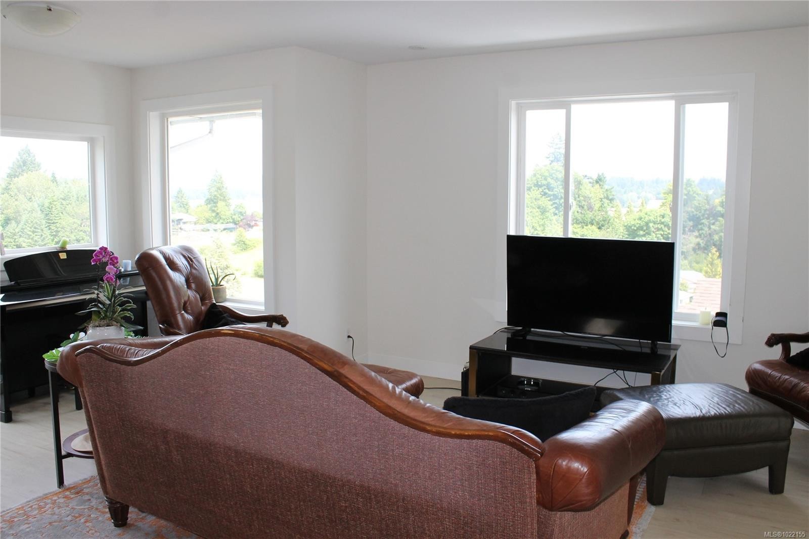 6160 Lakeview Dr, Duncan, BC