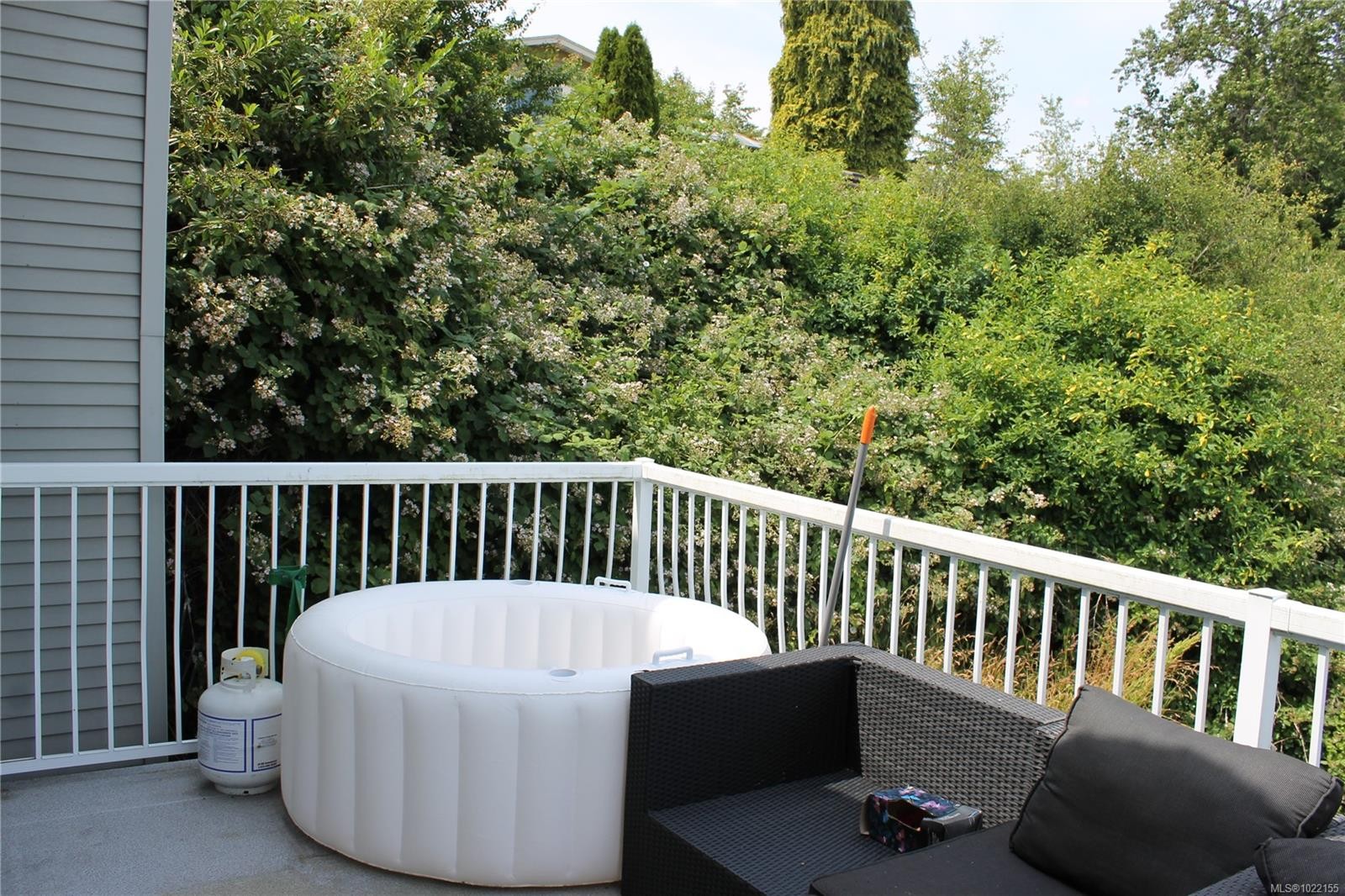 6160 Lakeview Dr, Duncan, BC