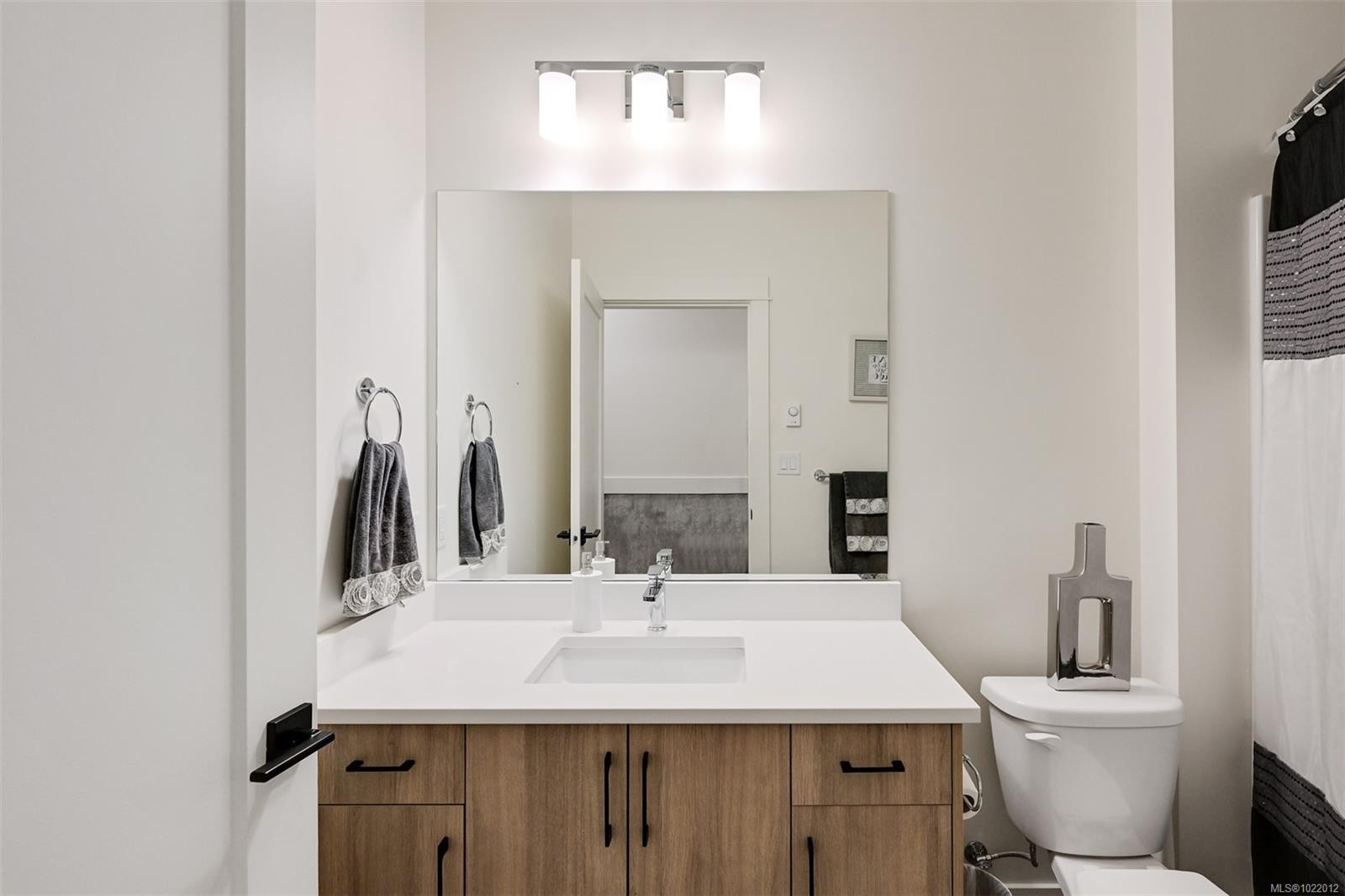 813 Tomack Loop, Langford, BC