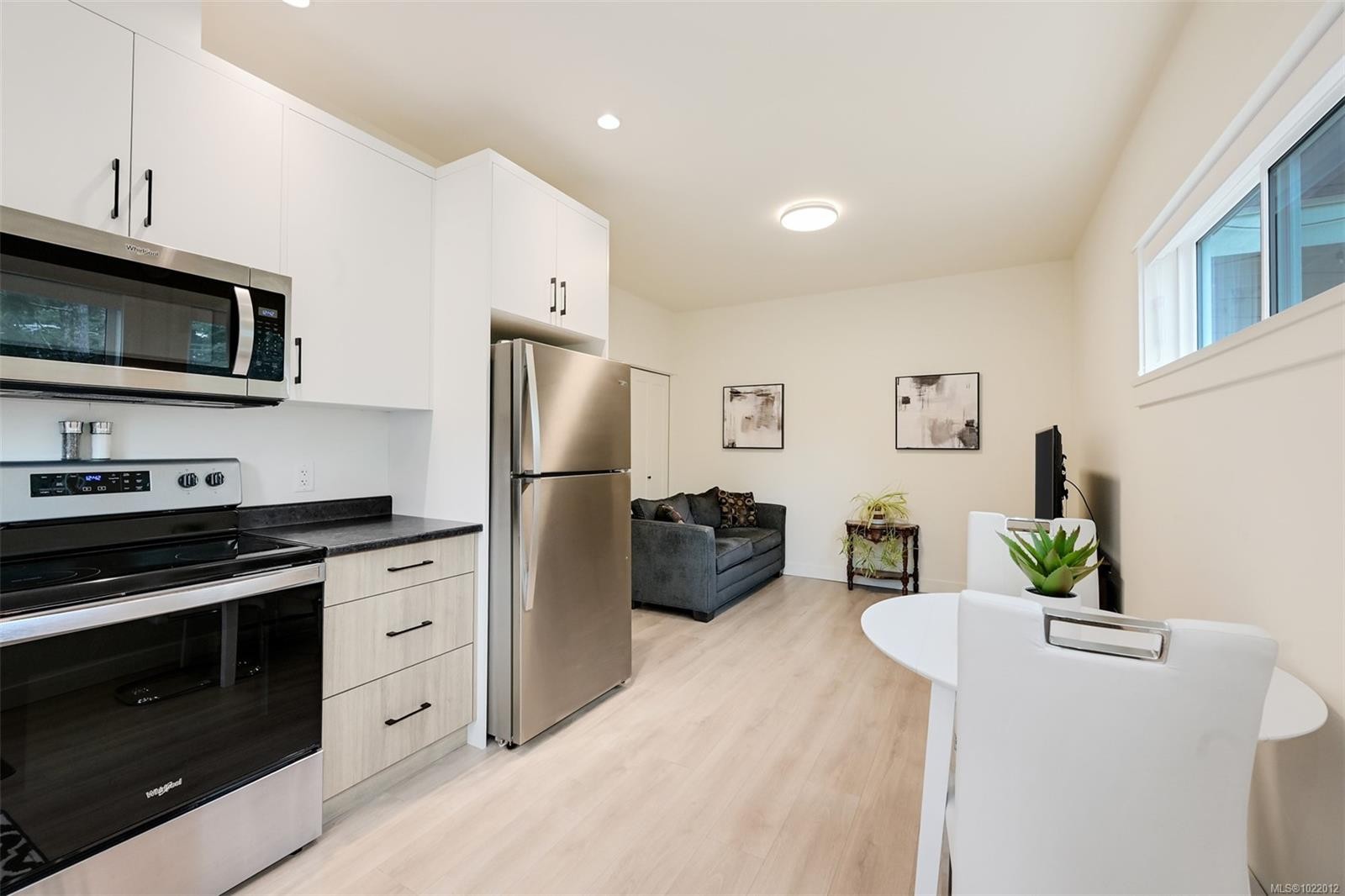 813 Tomack Loop, Langford, BC