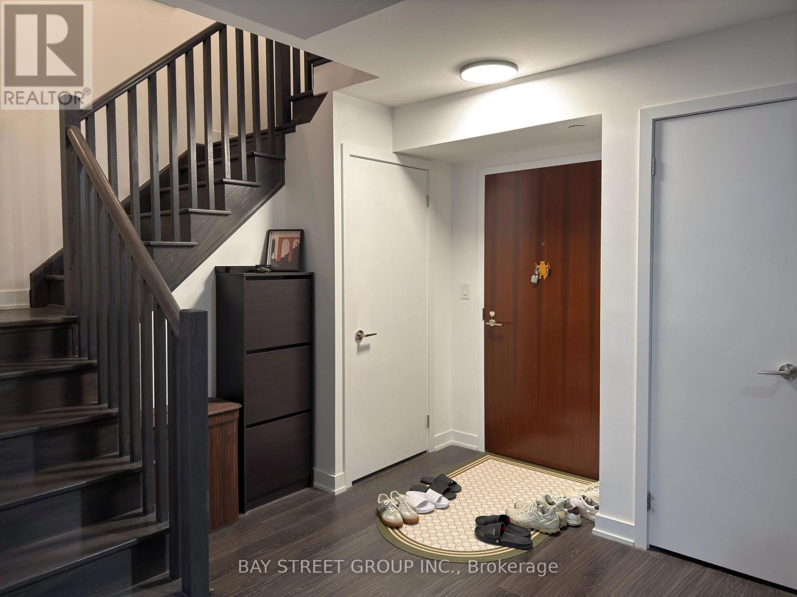 5 - 150 Flemington Road, Toronto, ON - Indoor Photo Showing Other Room