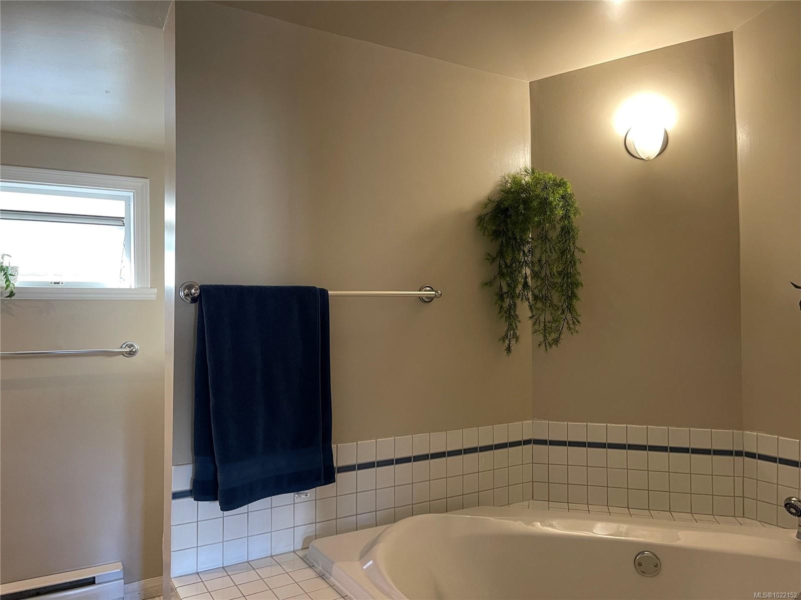 3908 4Th Ave, Port Alberni, BC