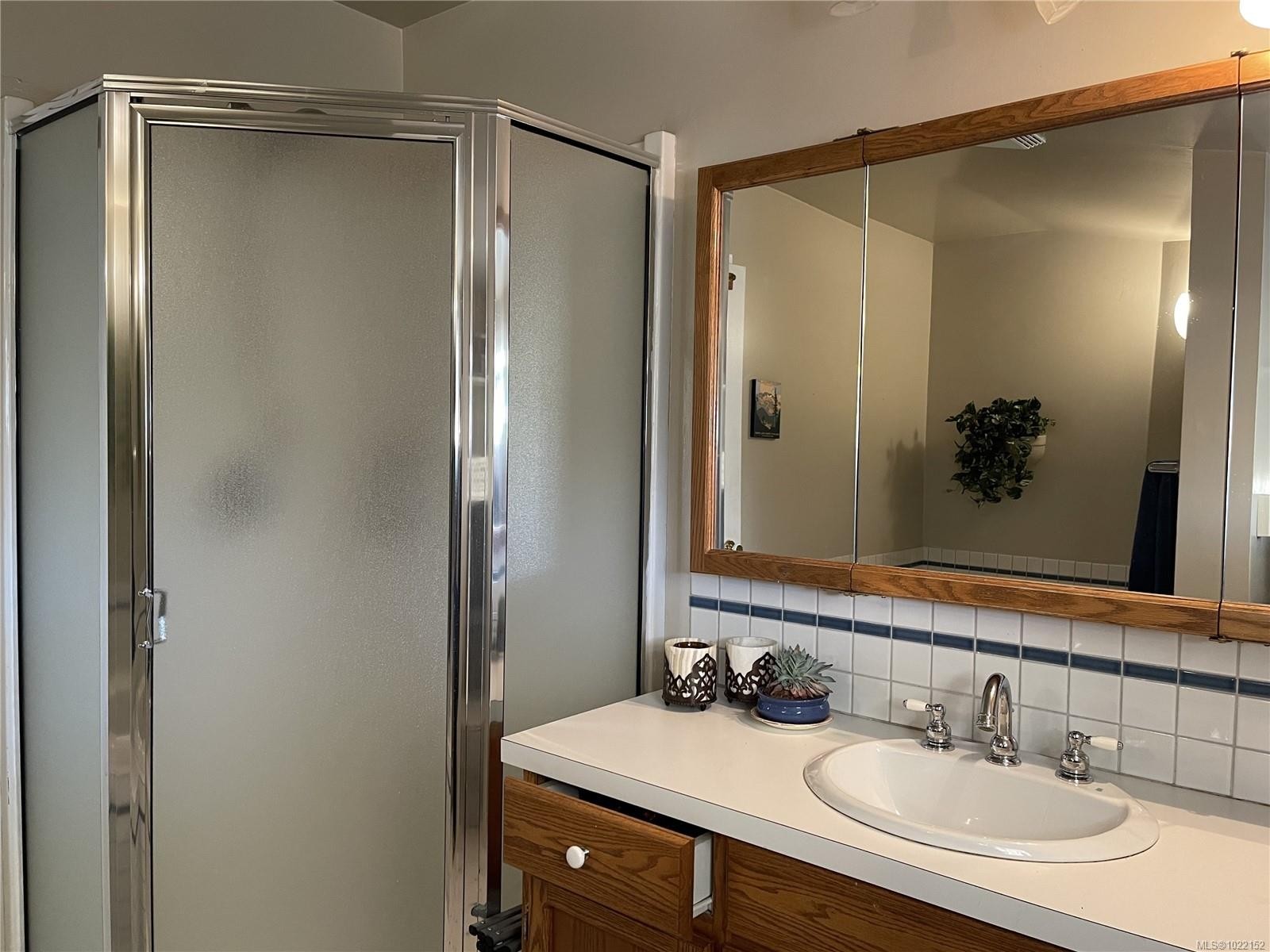 3908 4Th Ave, Port Alberni, BC