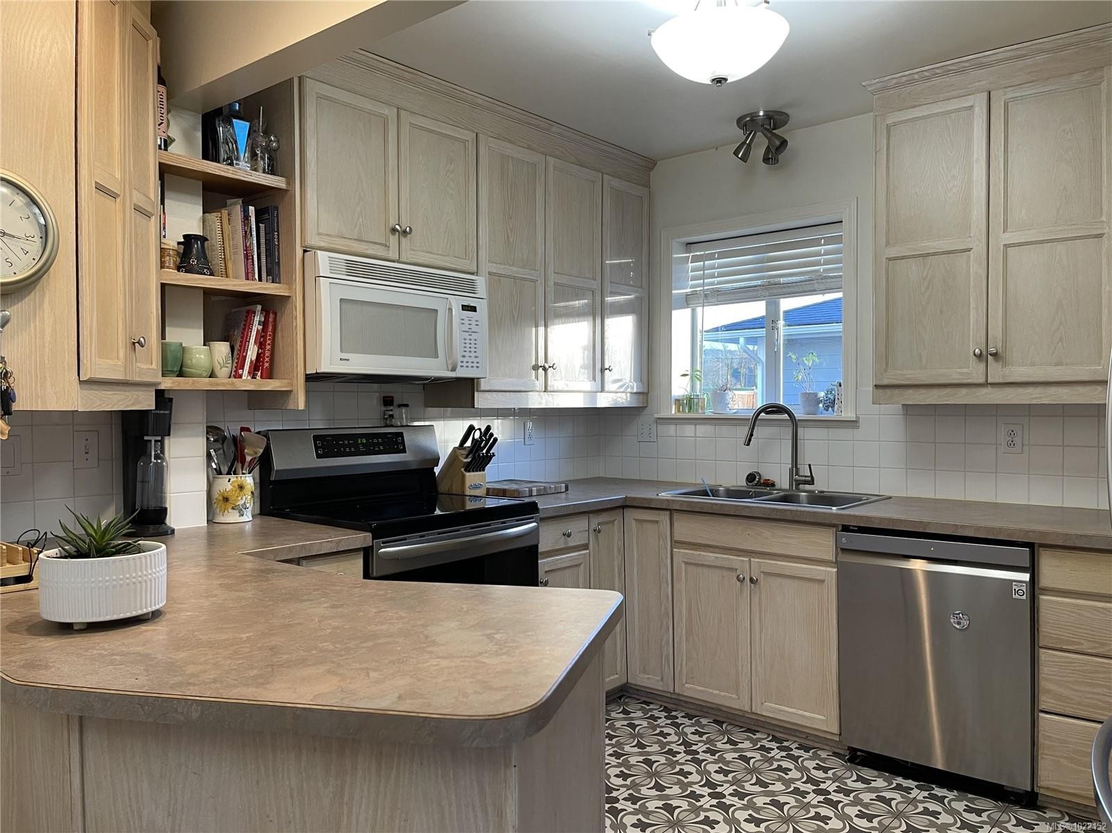 3908 4Th Ave, Port Alberni, BC