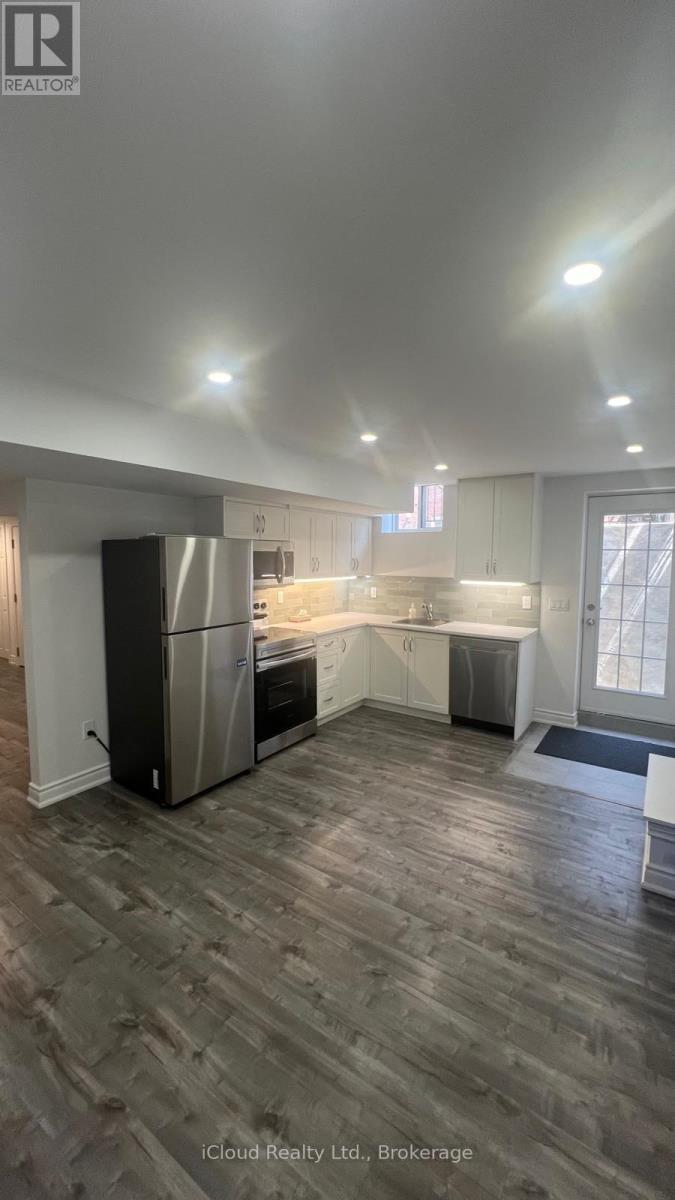 284 Landsborough Basment Avenue, Milton, ON - Indoor