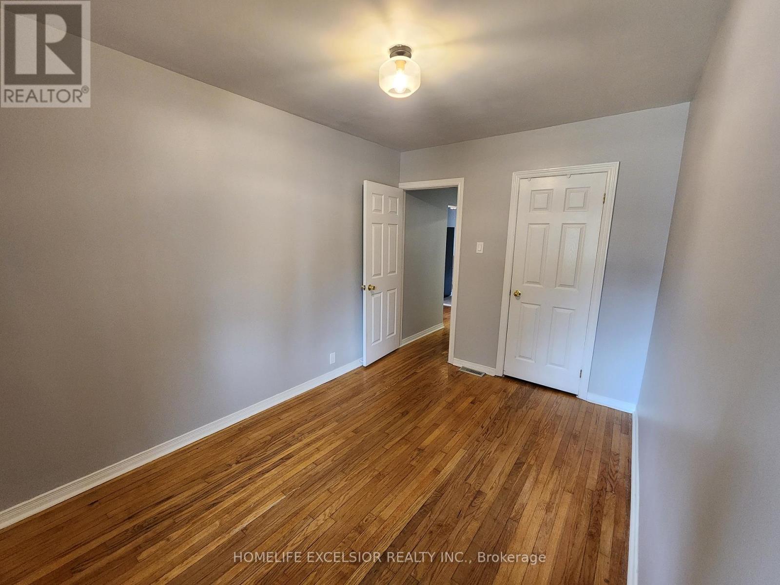 16 Sixteenth Street, Toronto, ON - Indoor Photo Showing Other Room