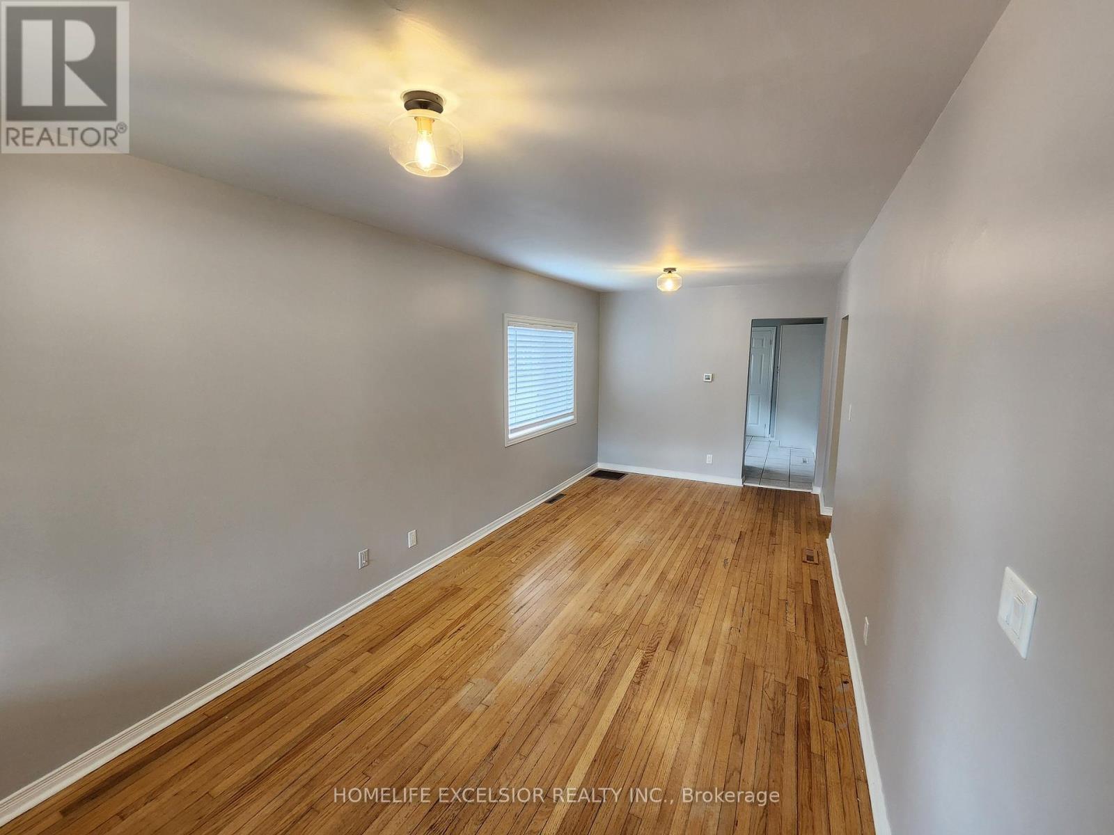 16 Sixteenth Street, Toronto, ON - Indoor Photo Showing Other Room