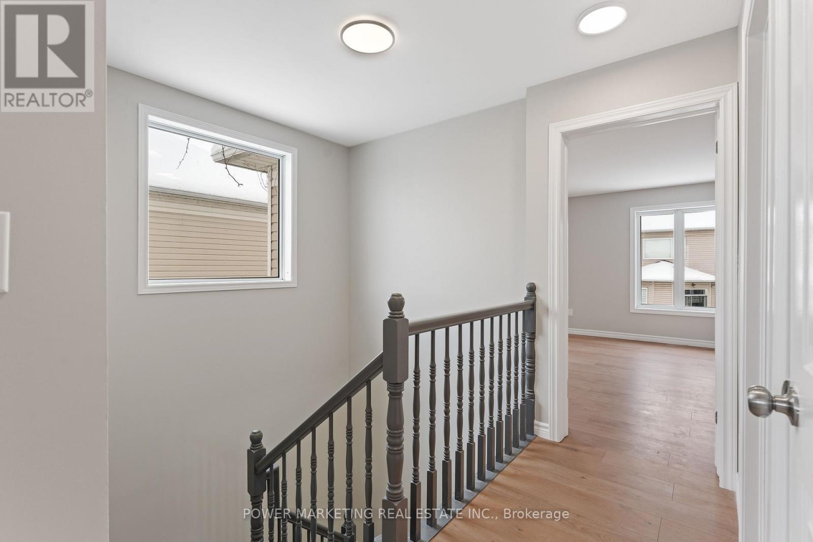 730 Scala Avenue, Ottawa, ON - Indoor Photo Showing Other Room