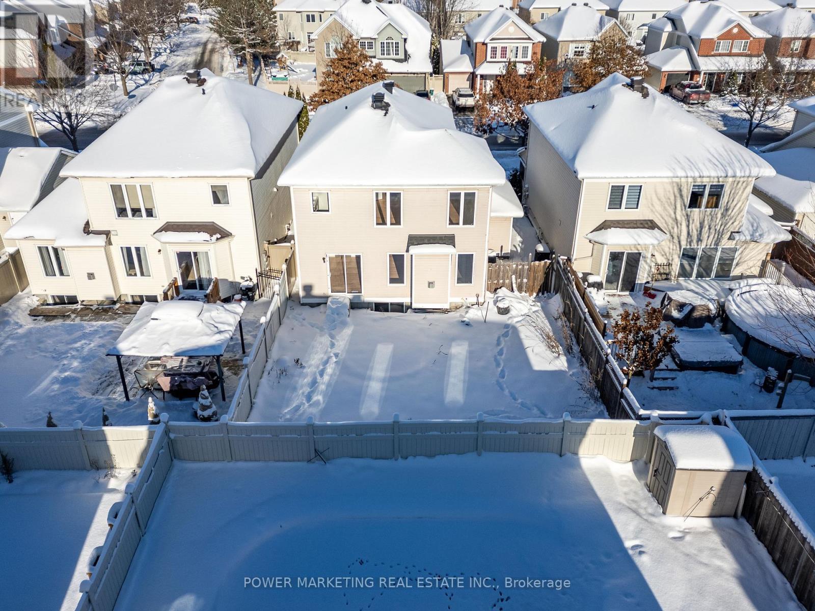 730 Scala Avenue, Ottawa, ON - Outdoor