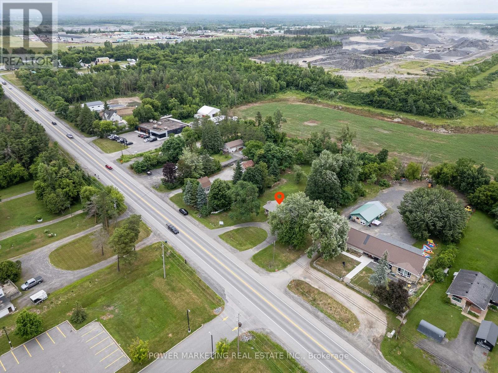 5329 Bank Street, Ottawa, ON - Outdoor With View