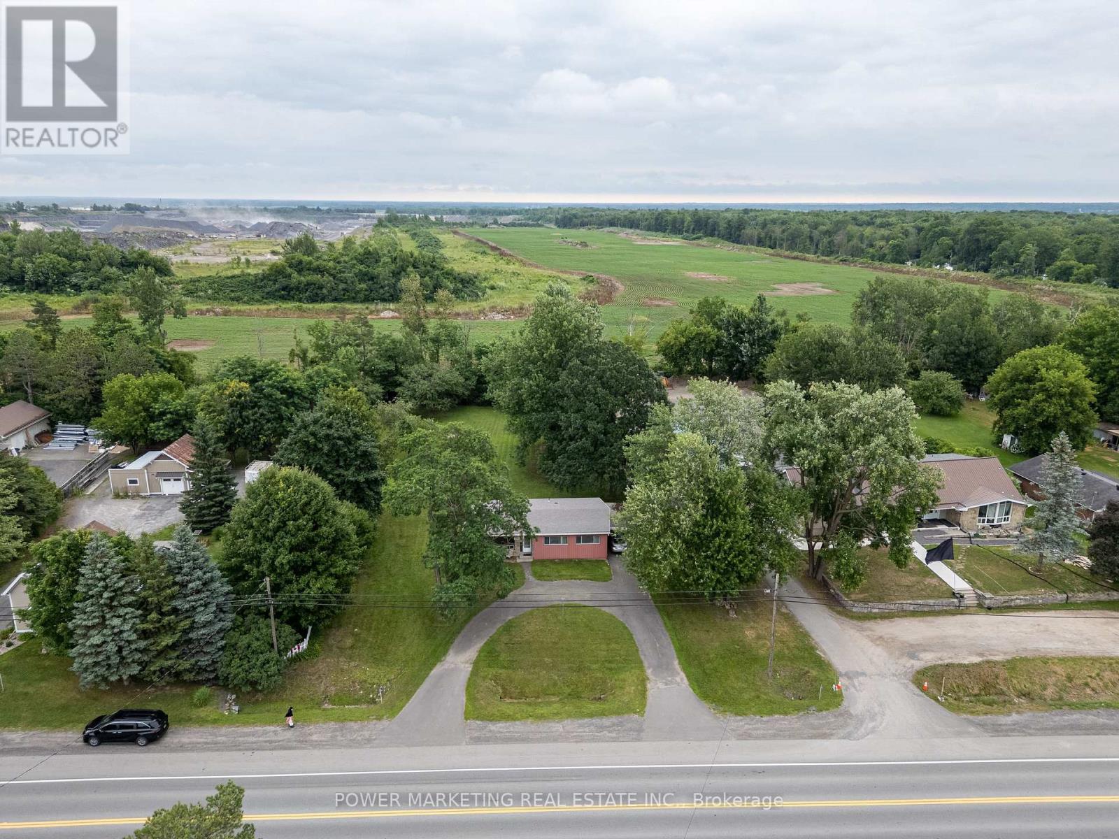 5329 Bank Street, Ottawa, ON - Outdoor With View