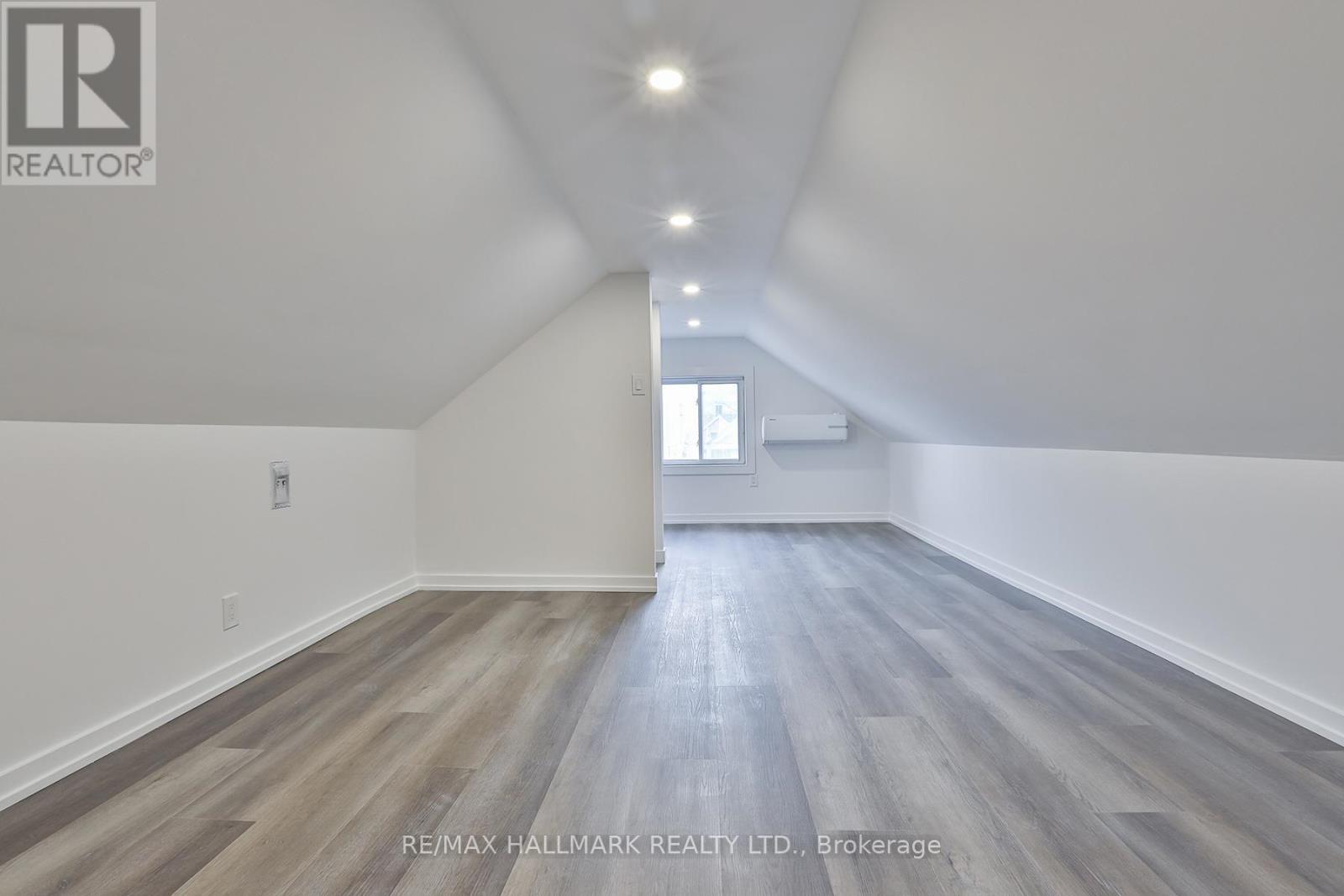 Unit 2 - 499 St Clarens Avenue, Toronto, ON - Indoor Photo Showing Other Room