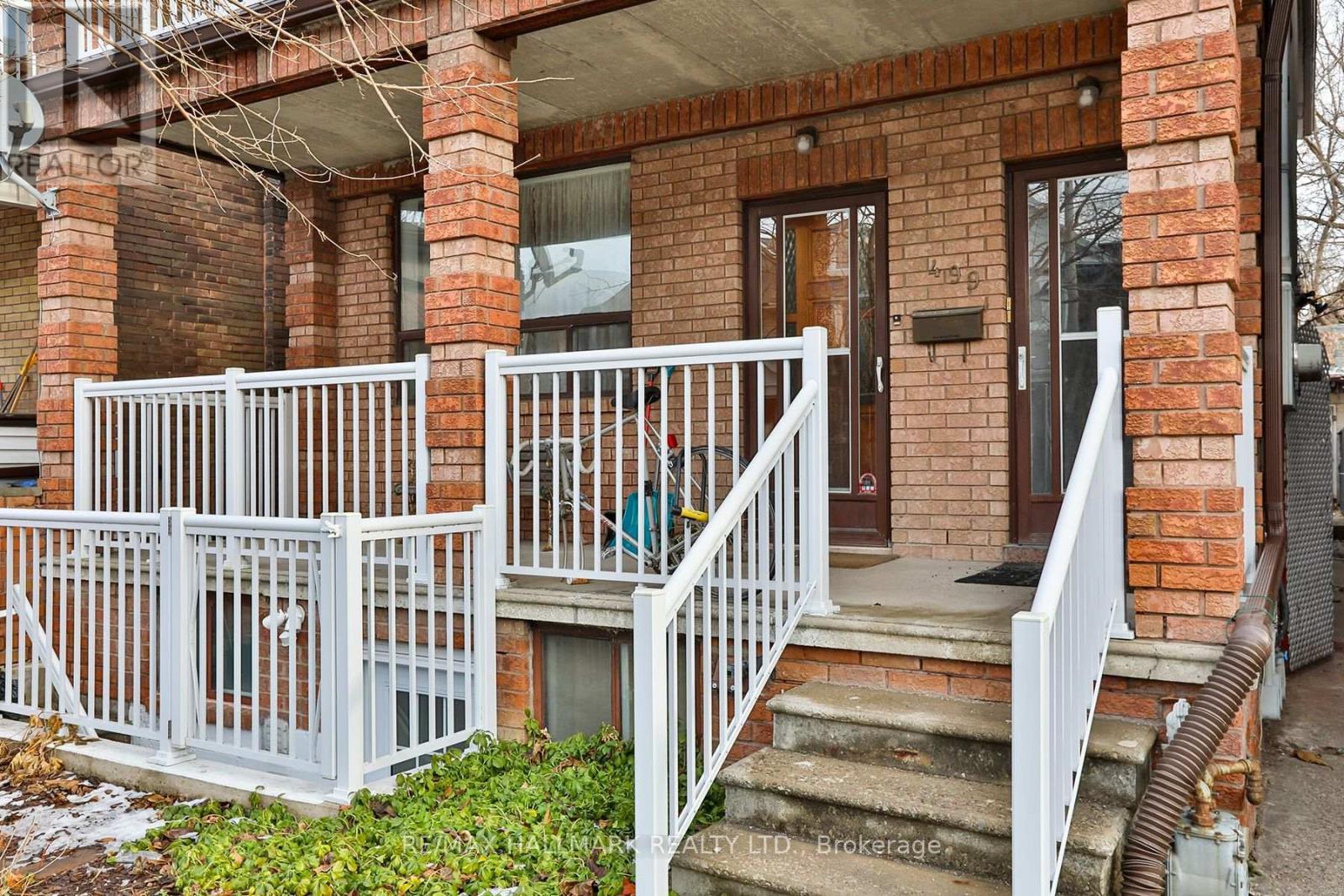 Unit 2 - 499 St Clarens Avenue, Toronto, ON - Outdoor With Exterior